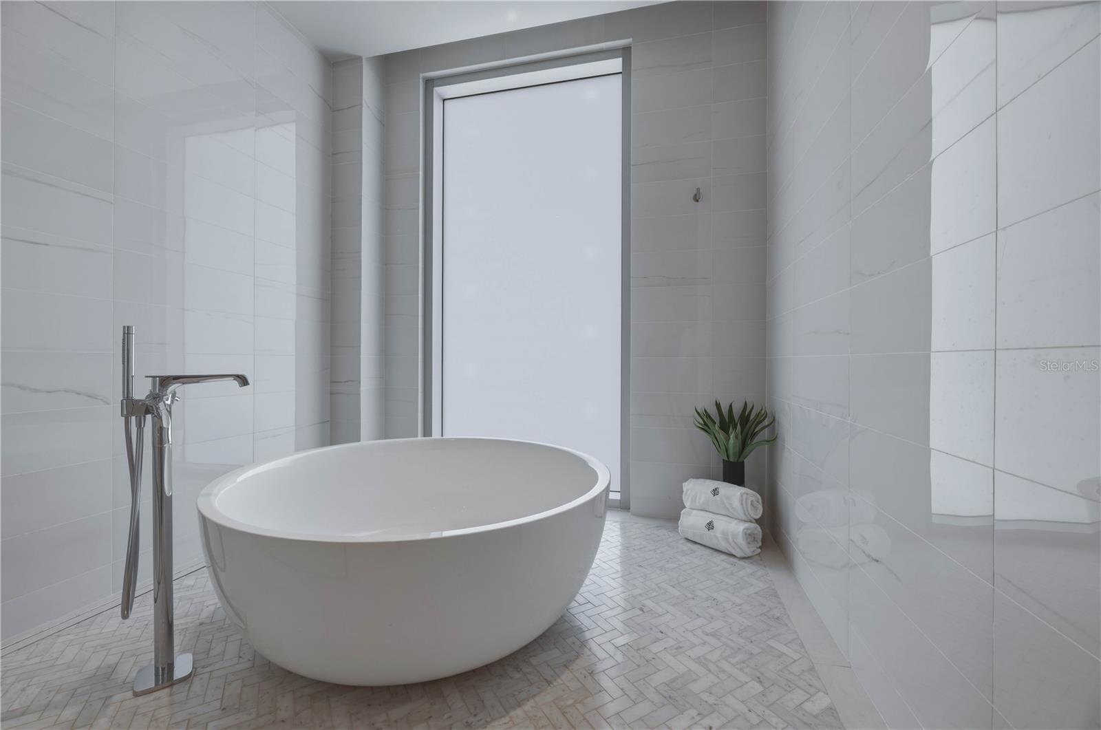 FOUR SEASONS RESORT AND RESIDENCES PUERTO RICO - Residential