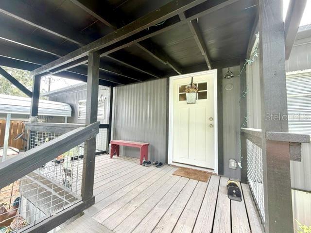 HIDEAWAY - Residential