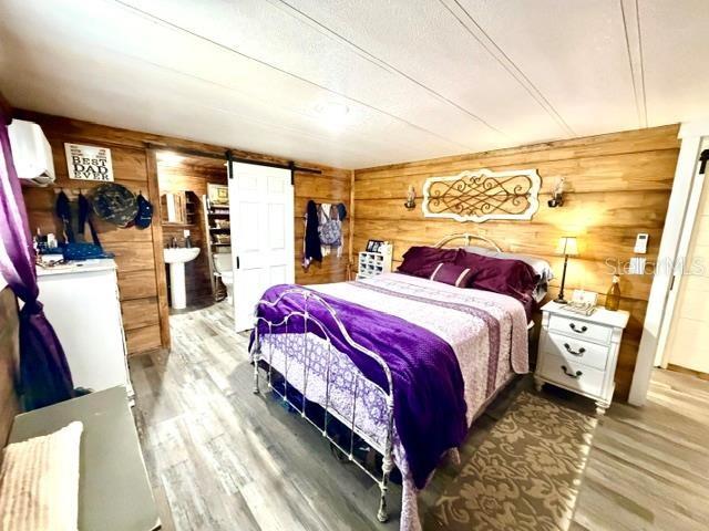 HIDEAWAY - Residential