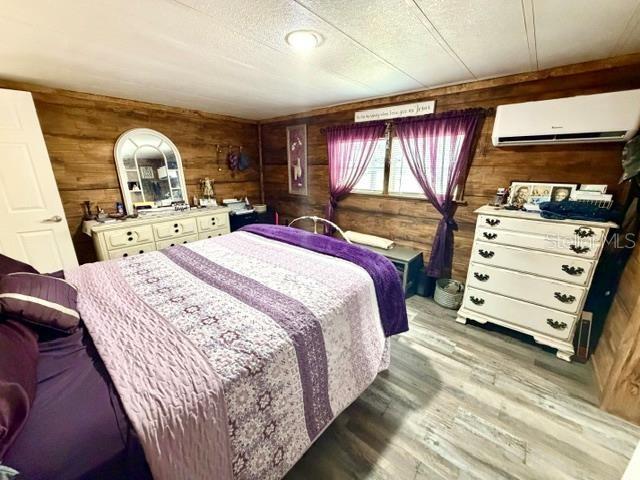 HIDEAWAY - Residential