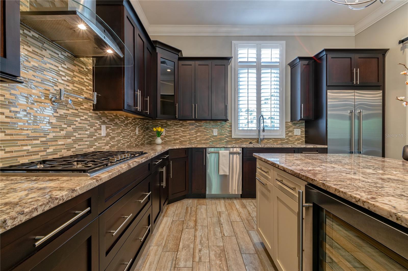 BROWNSTONES/THORNTON PARK - Residential Lease