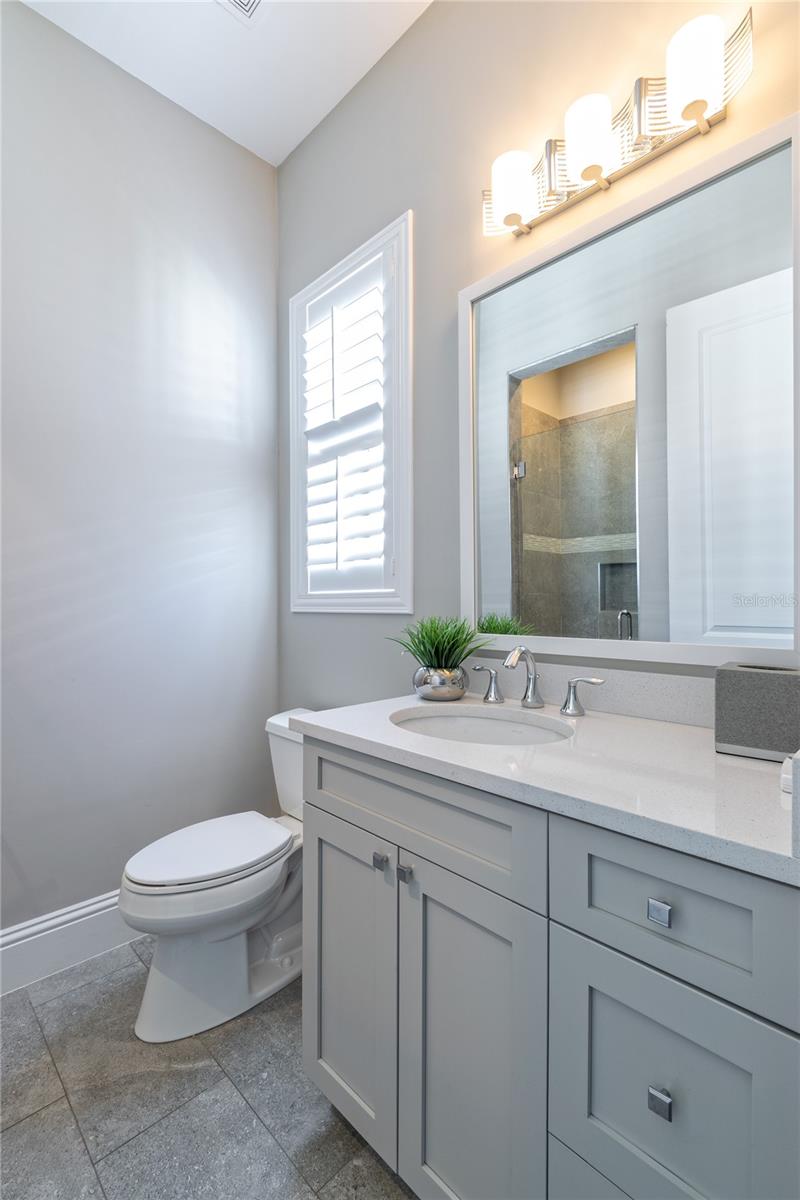 BROWNSTONES/THORNTON PARK - Residential Lease