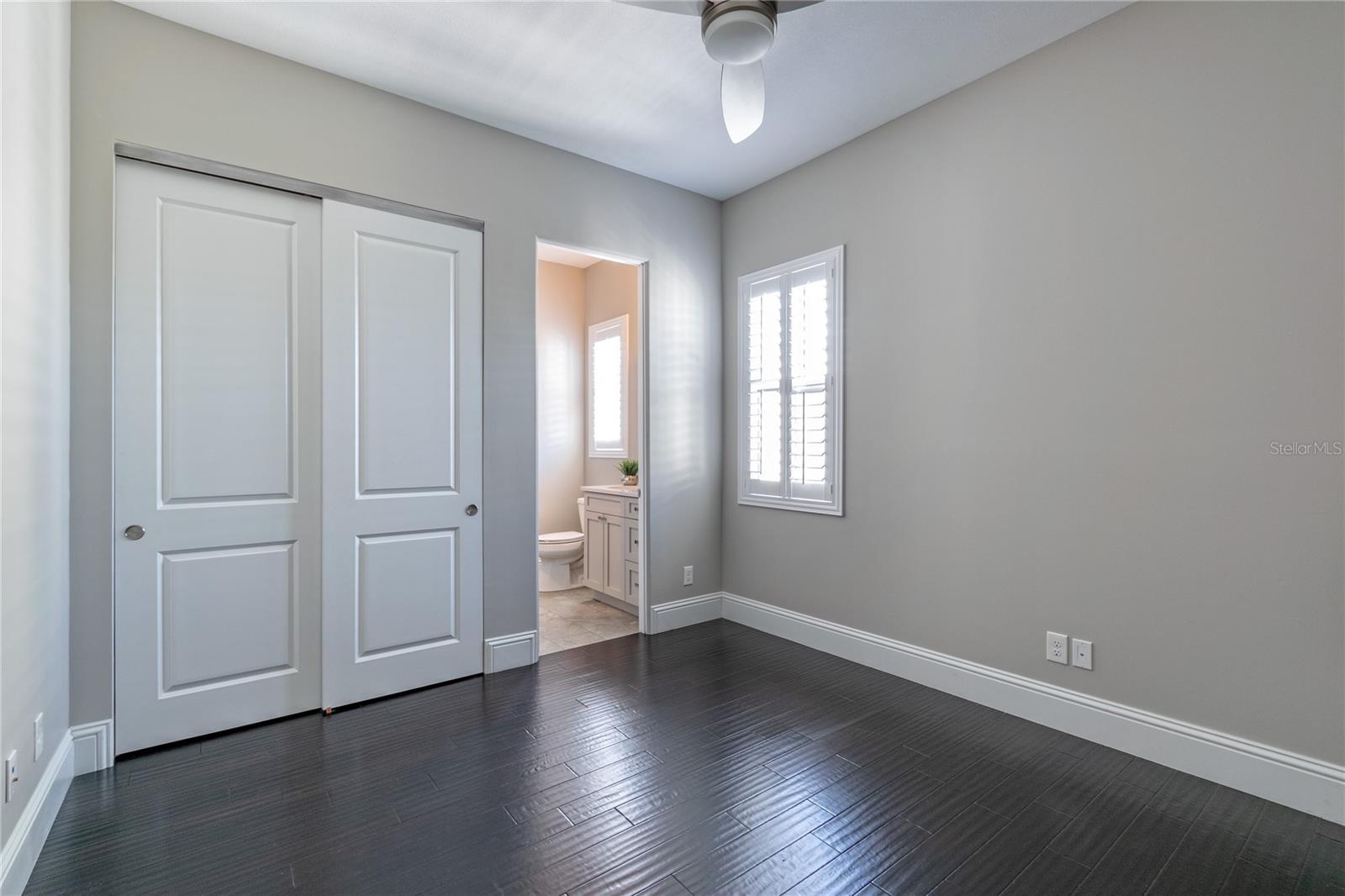 BROWNSTONES/THORNTON PARK - Residential Lease
