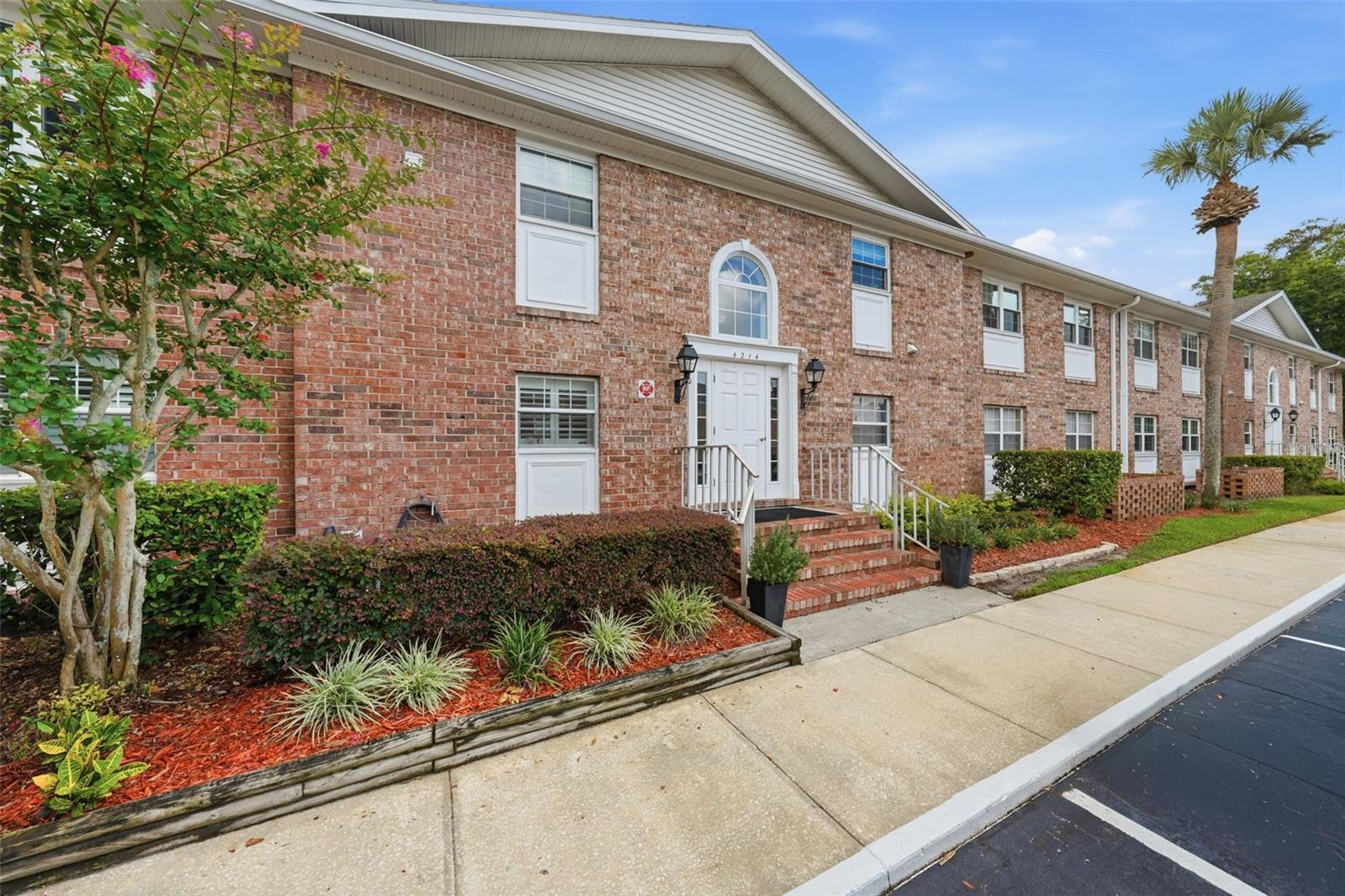PLANTATION APTS ORLANDO - Residential