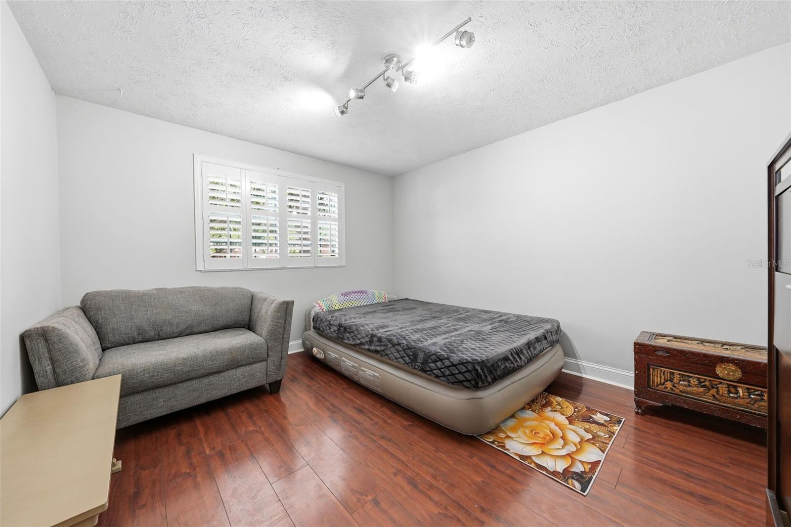 PLANTATION APTS ORLANDO - Residential