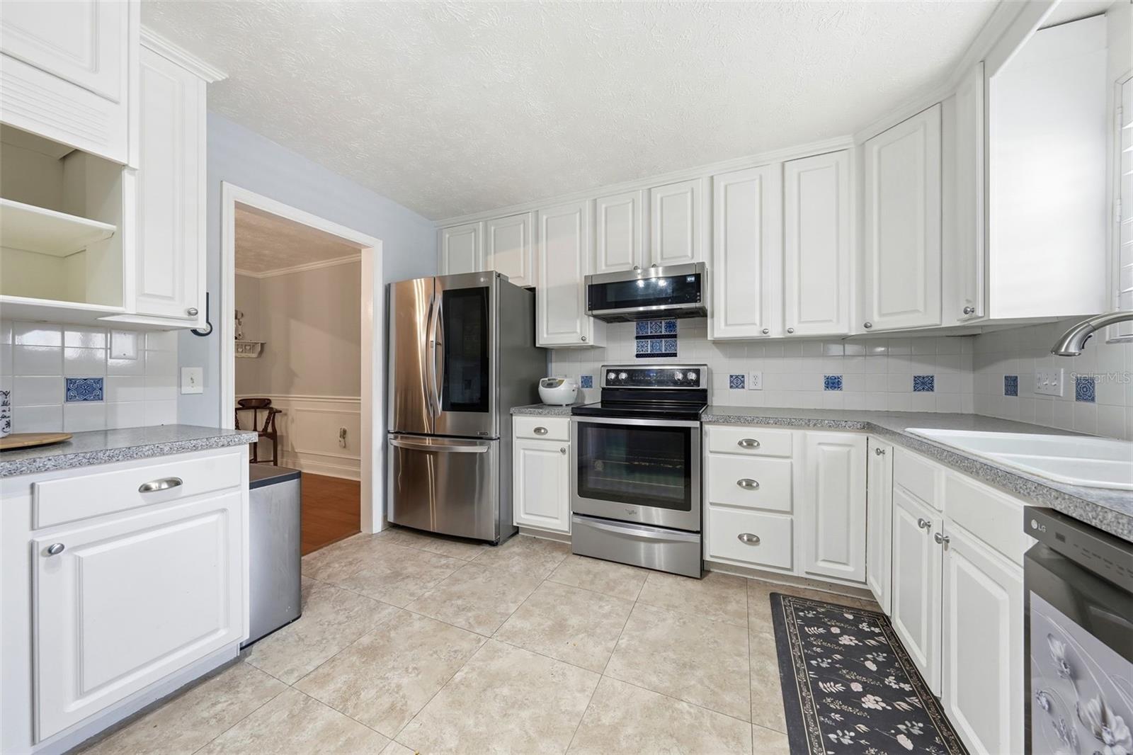PLANTATION APTS ORLANDO - Residential