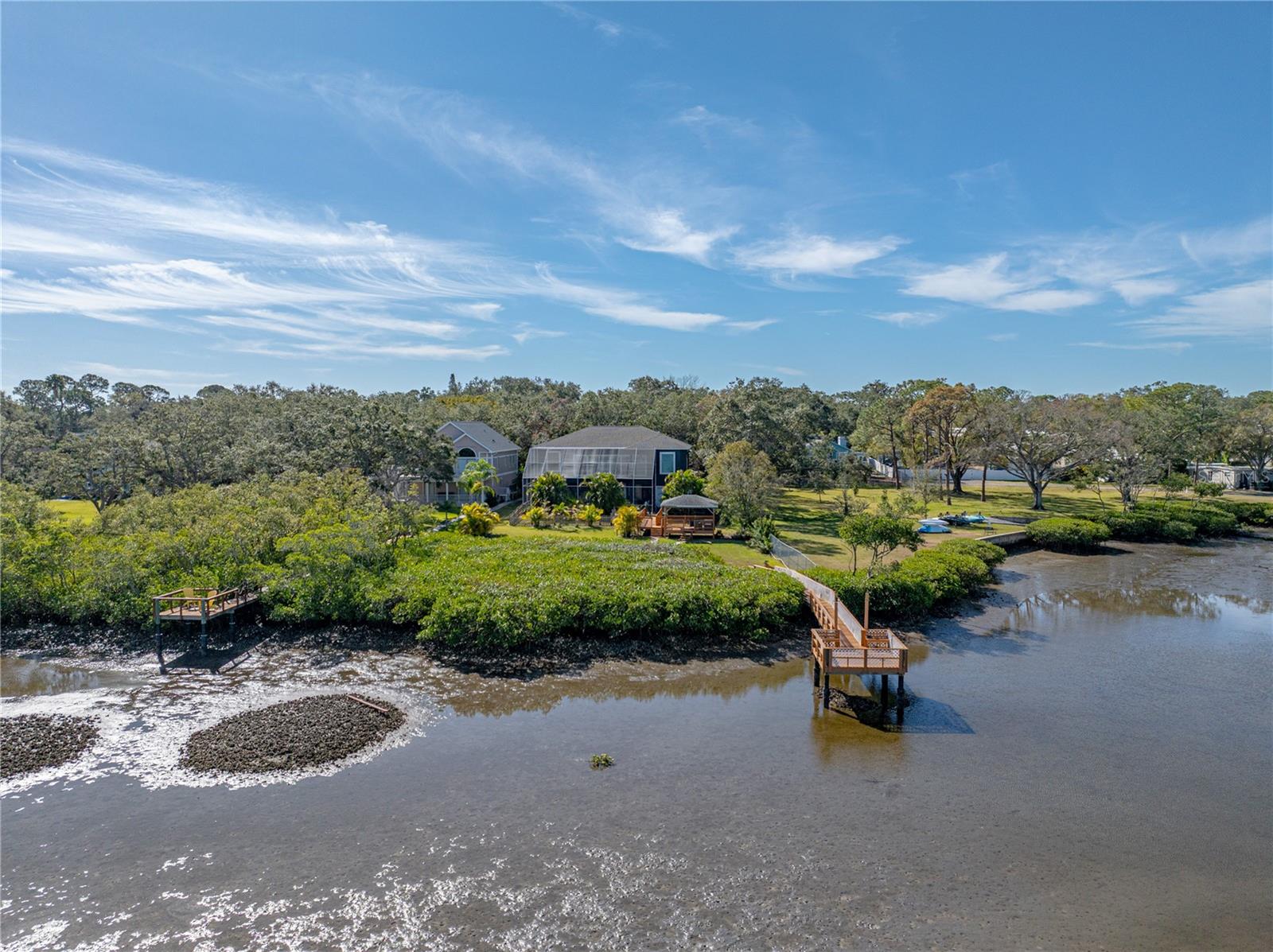 BAYFRONT MANOR - Residential