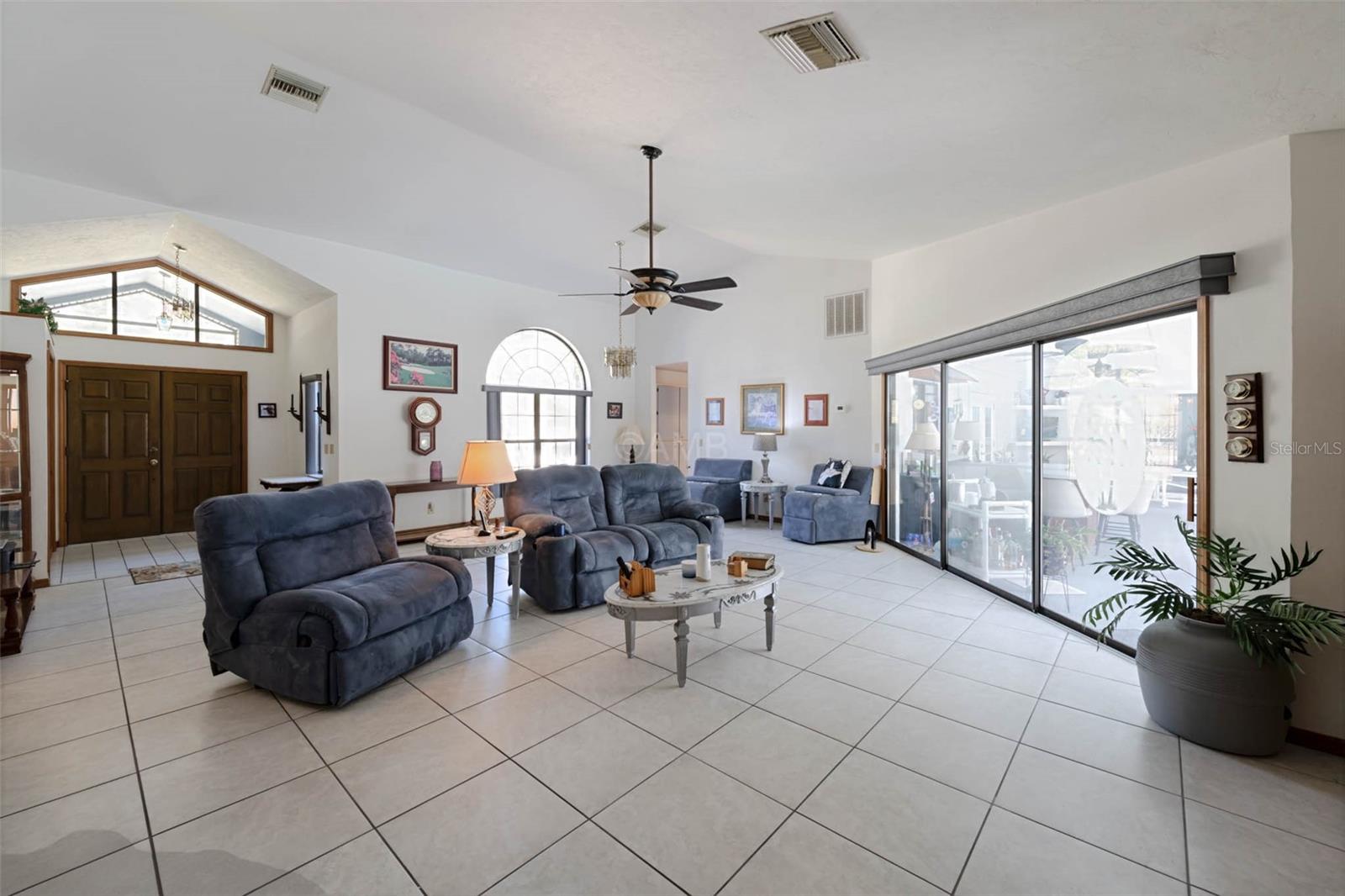PINE RIDGE UNIT 03 - Residential