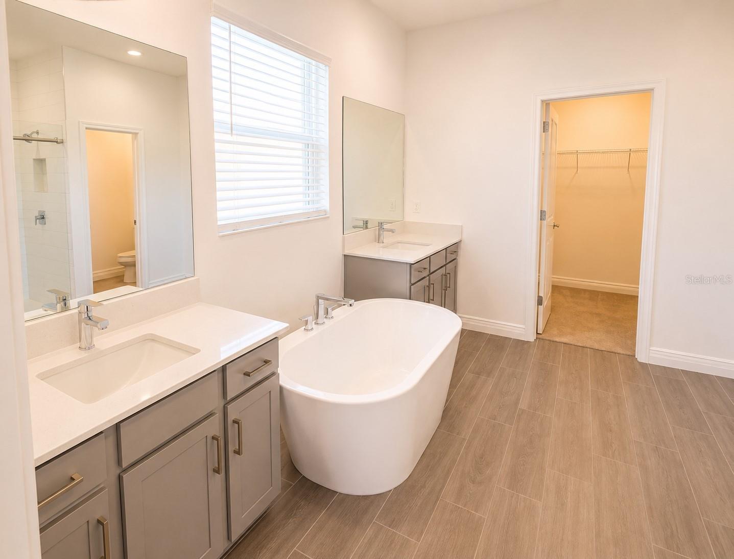 TRIPLE CRK VILLAGE Q - Residential