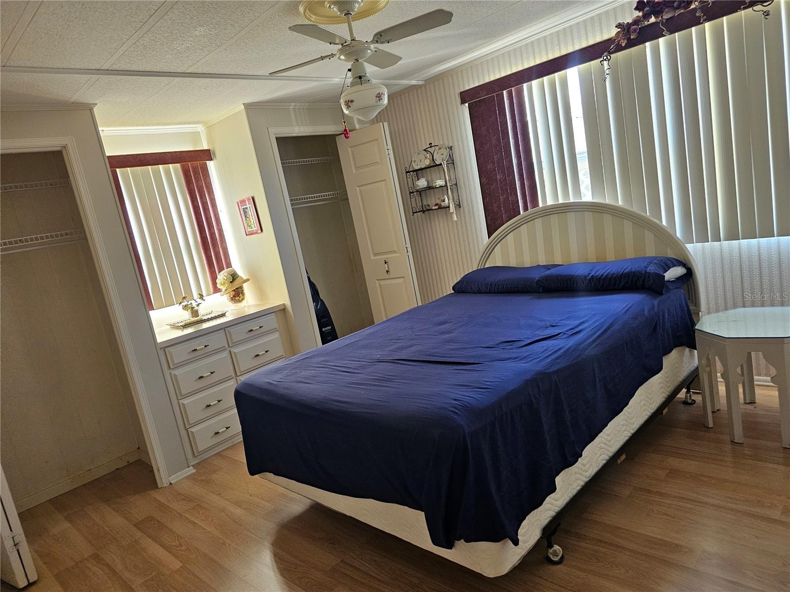 HAWTHORNE AT LEESBURG A COOP - Residential