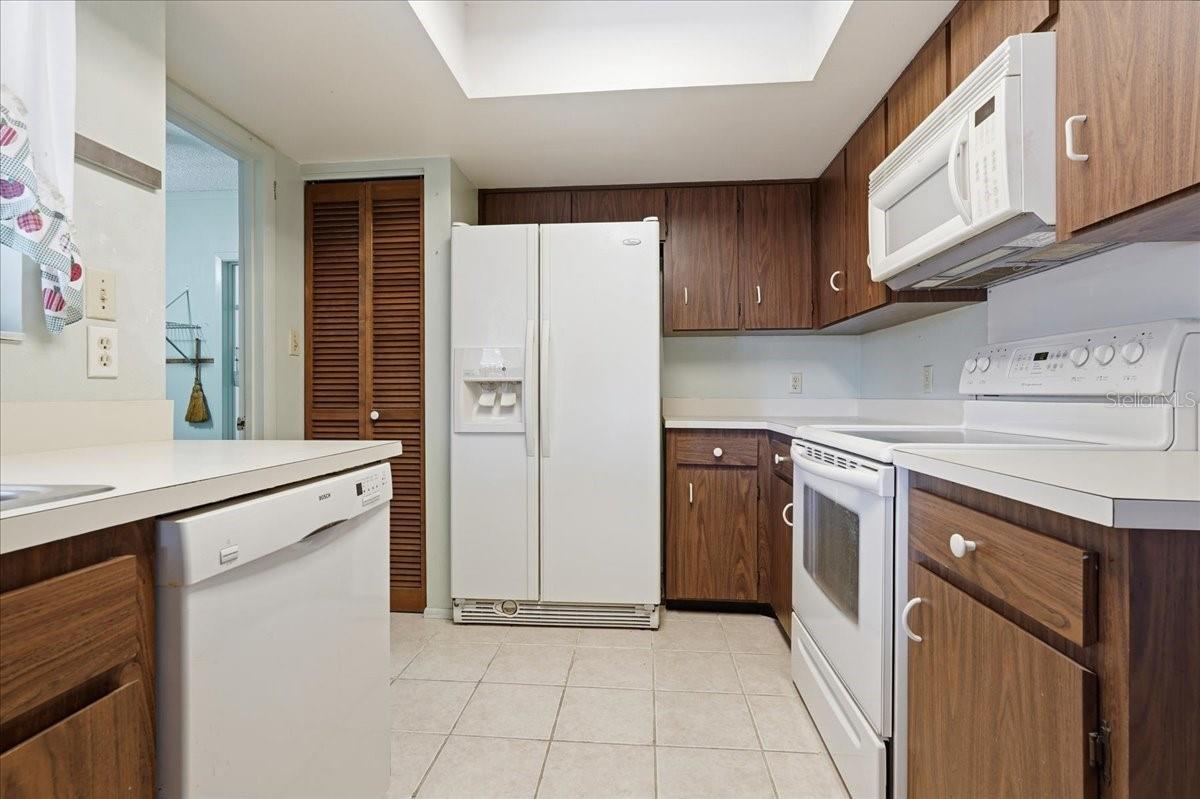 WOODFIELD VILLAGE UNIT II - Residential