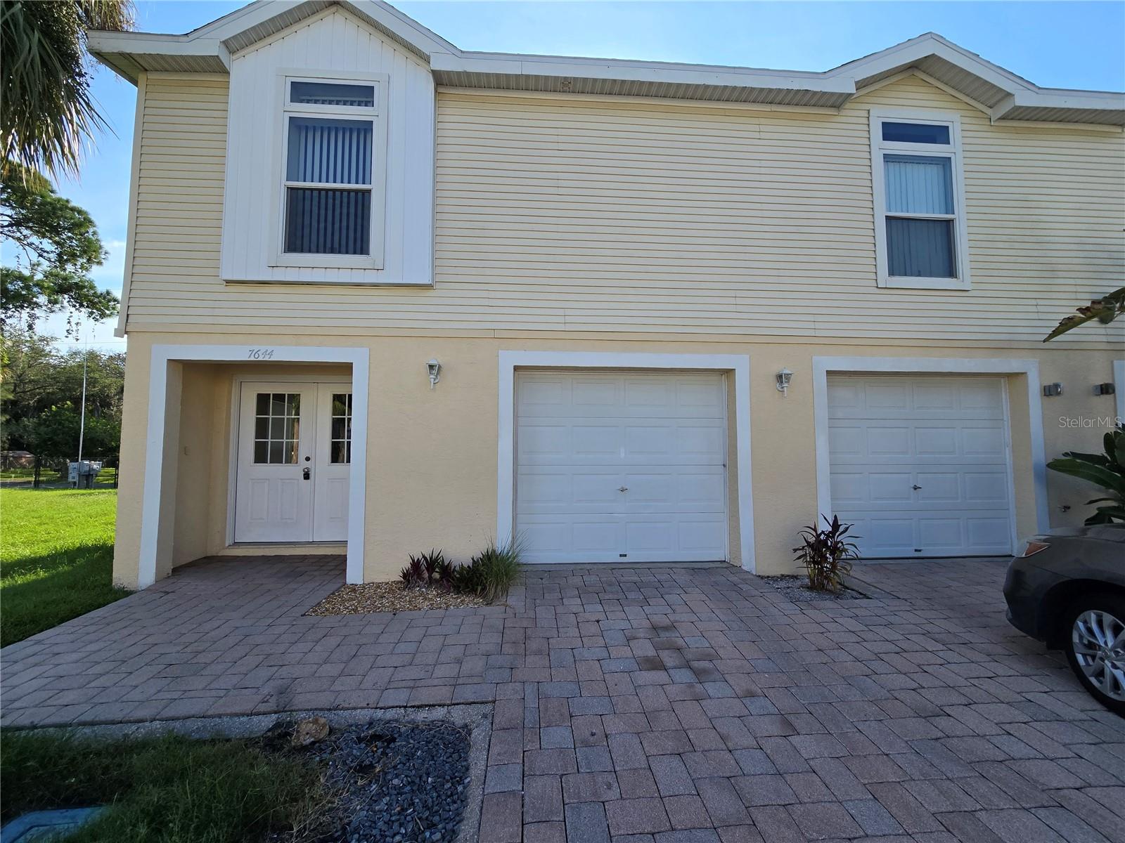 INDIAN TRACE - Residential