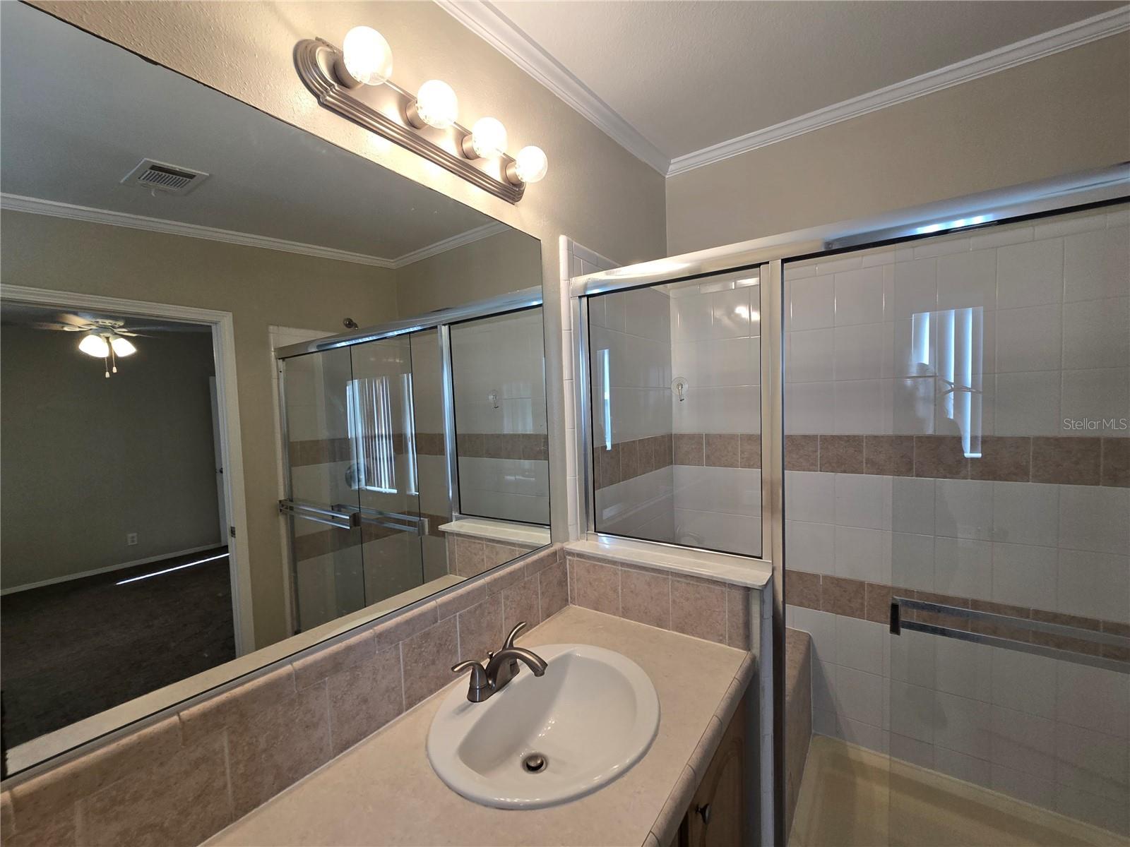 INDIAN TRACE - Residential