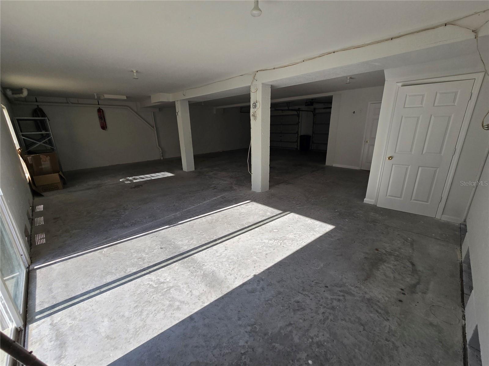 INDIAN TRACE - Residential