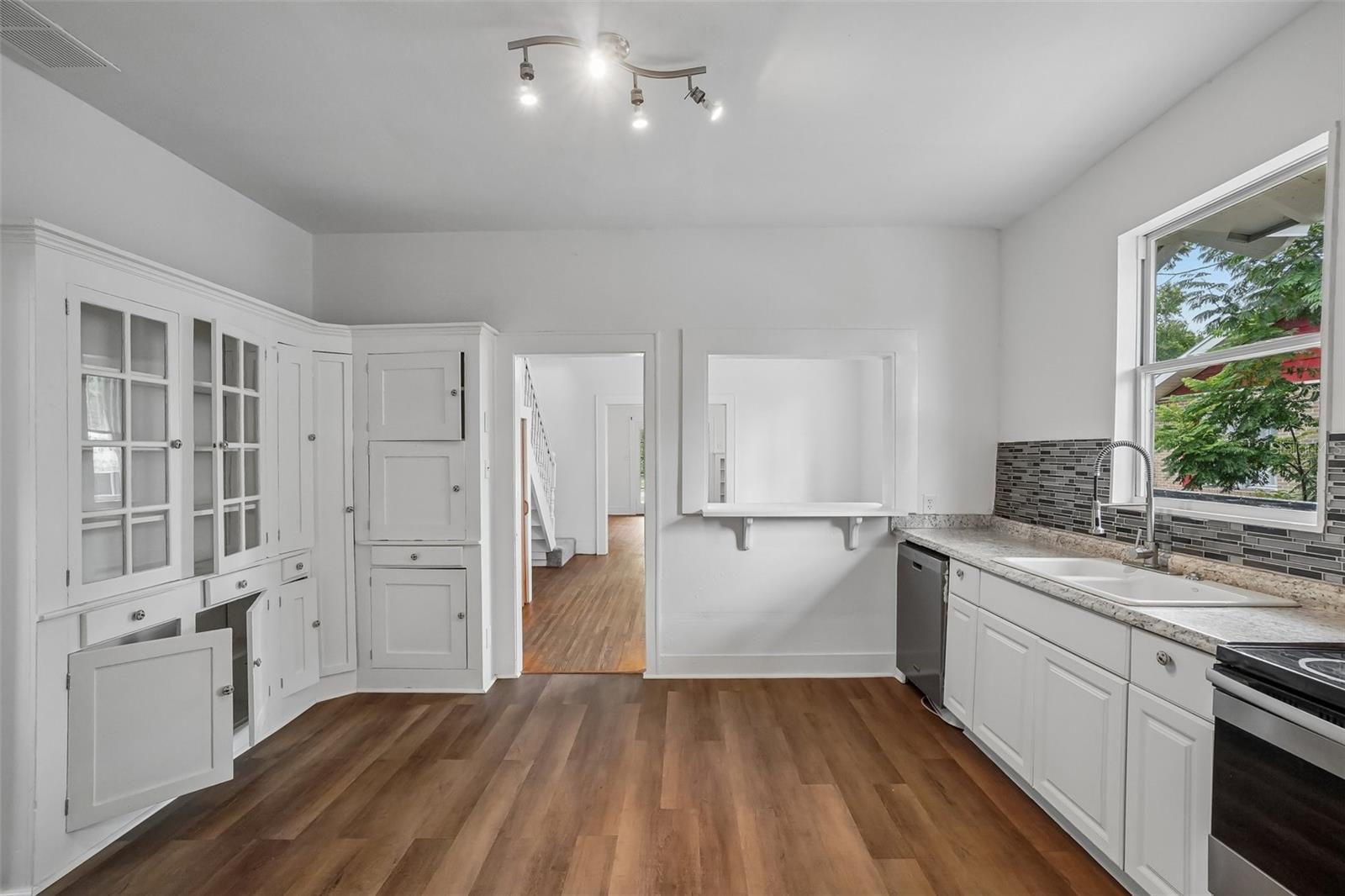 SHORE ACRES - Residential