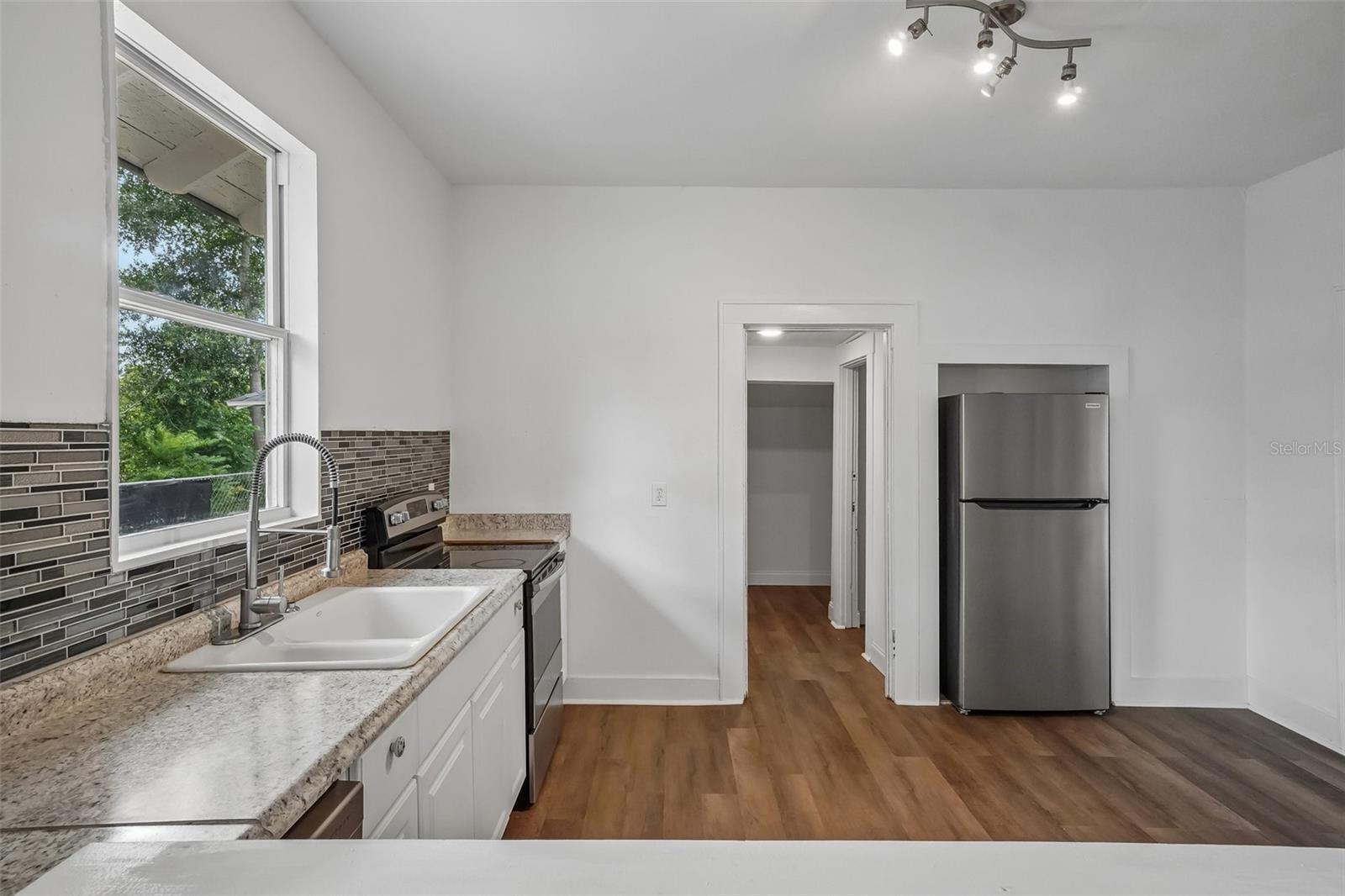 SHORE ACRES - Residential