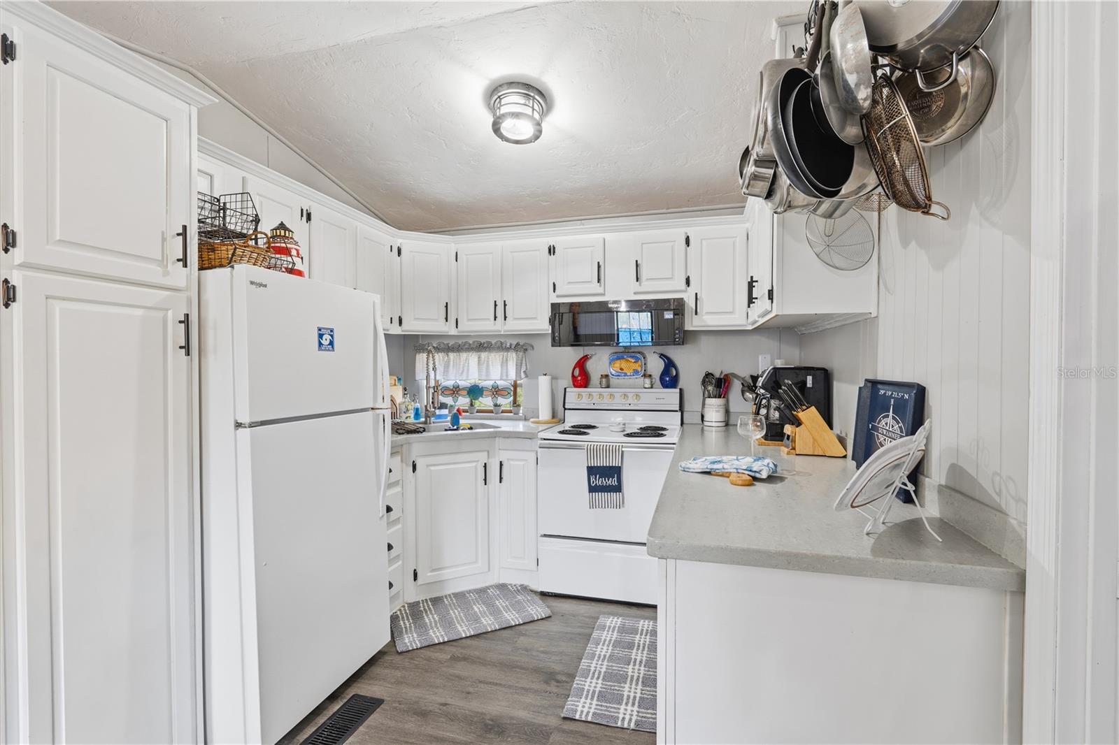 BIG BRADFORD - Residential