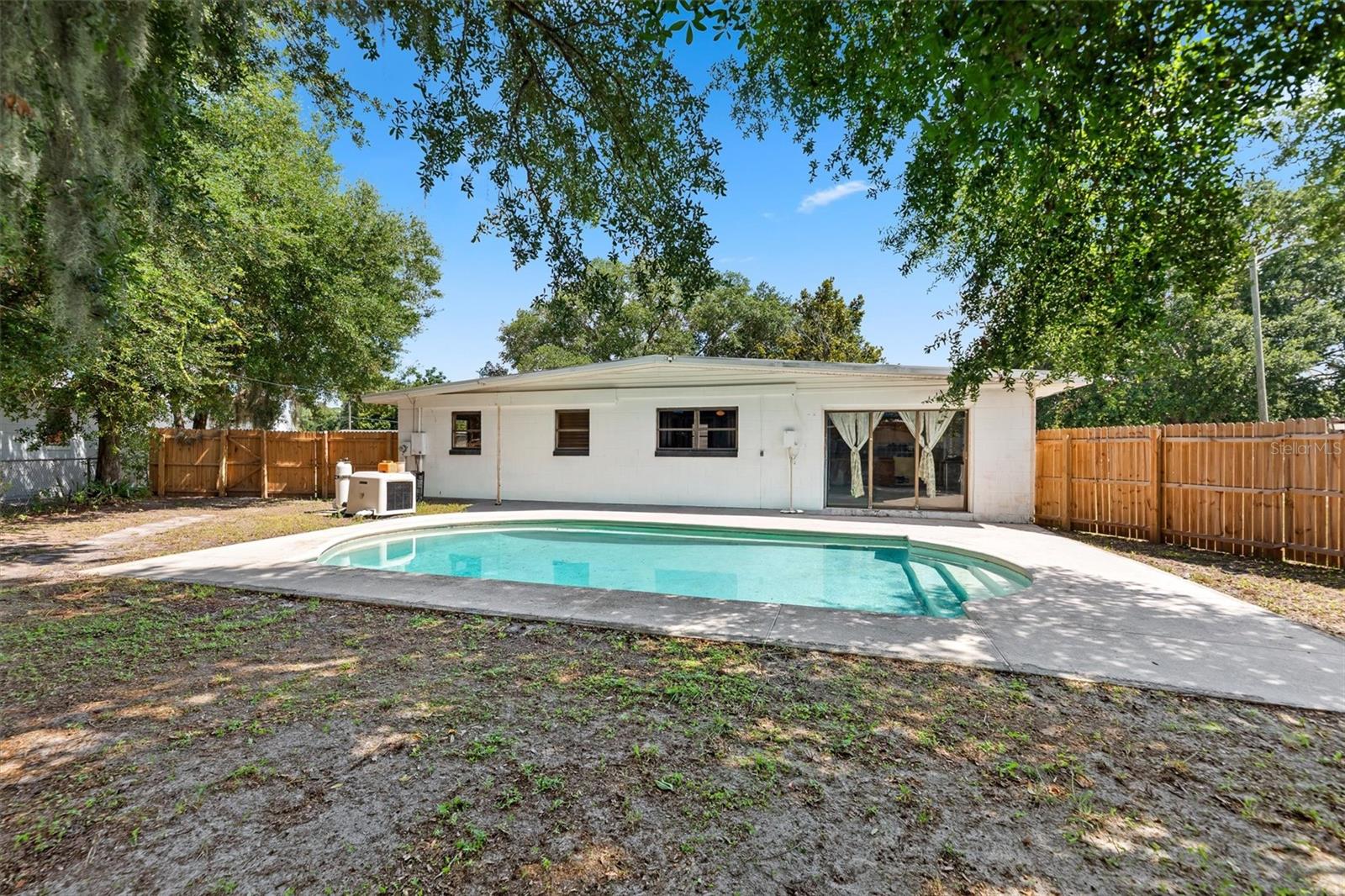 ENGELWOOD PARK - Residential
