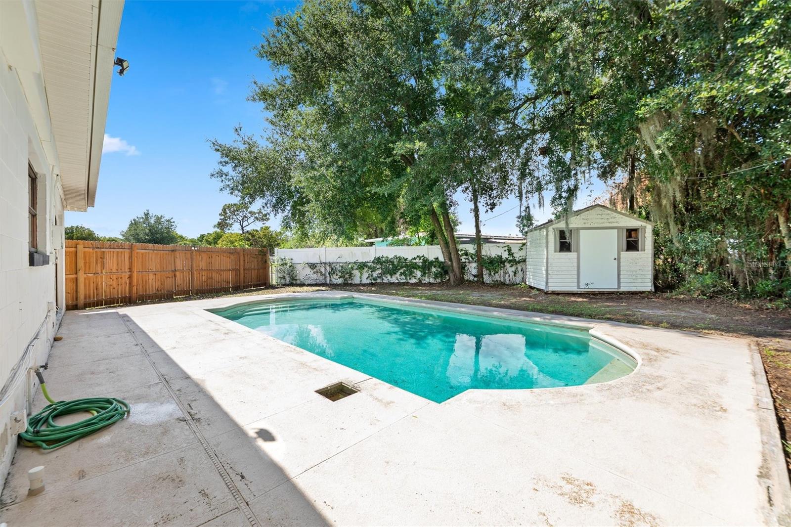 ENGELWOOD PARK - Residential