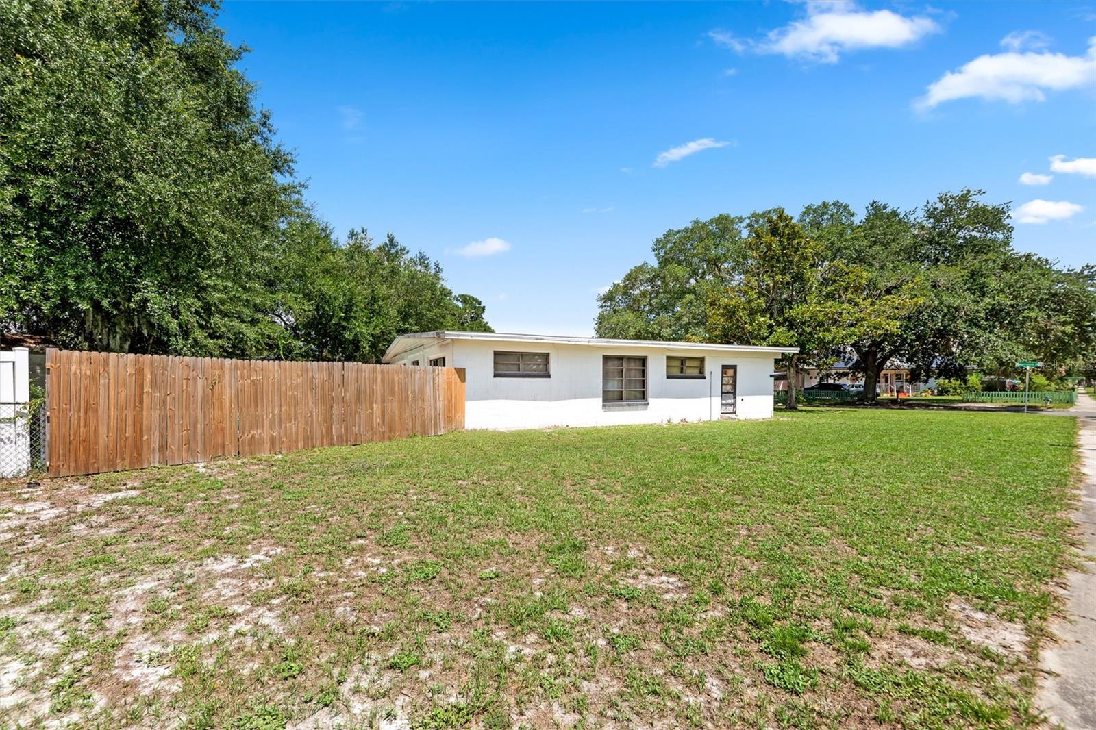 ENGELWOOD PARK - Residential