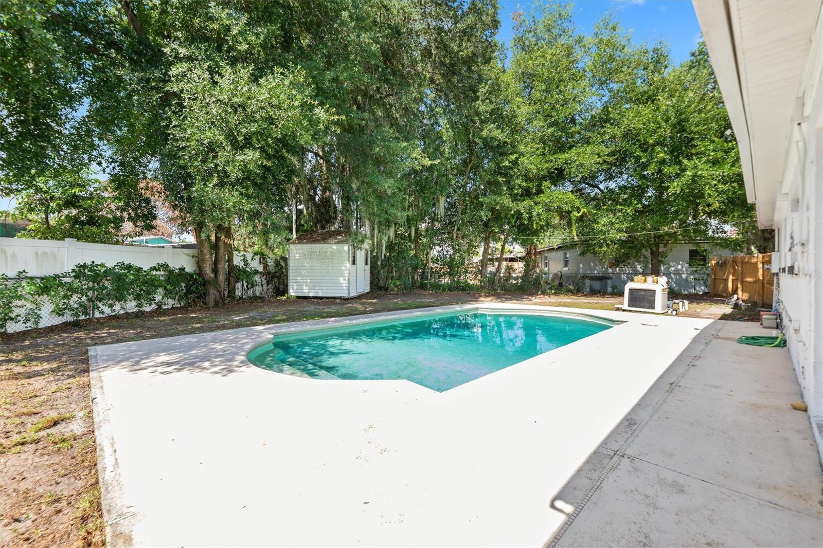 ENGELWOOD PARK - Residential