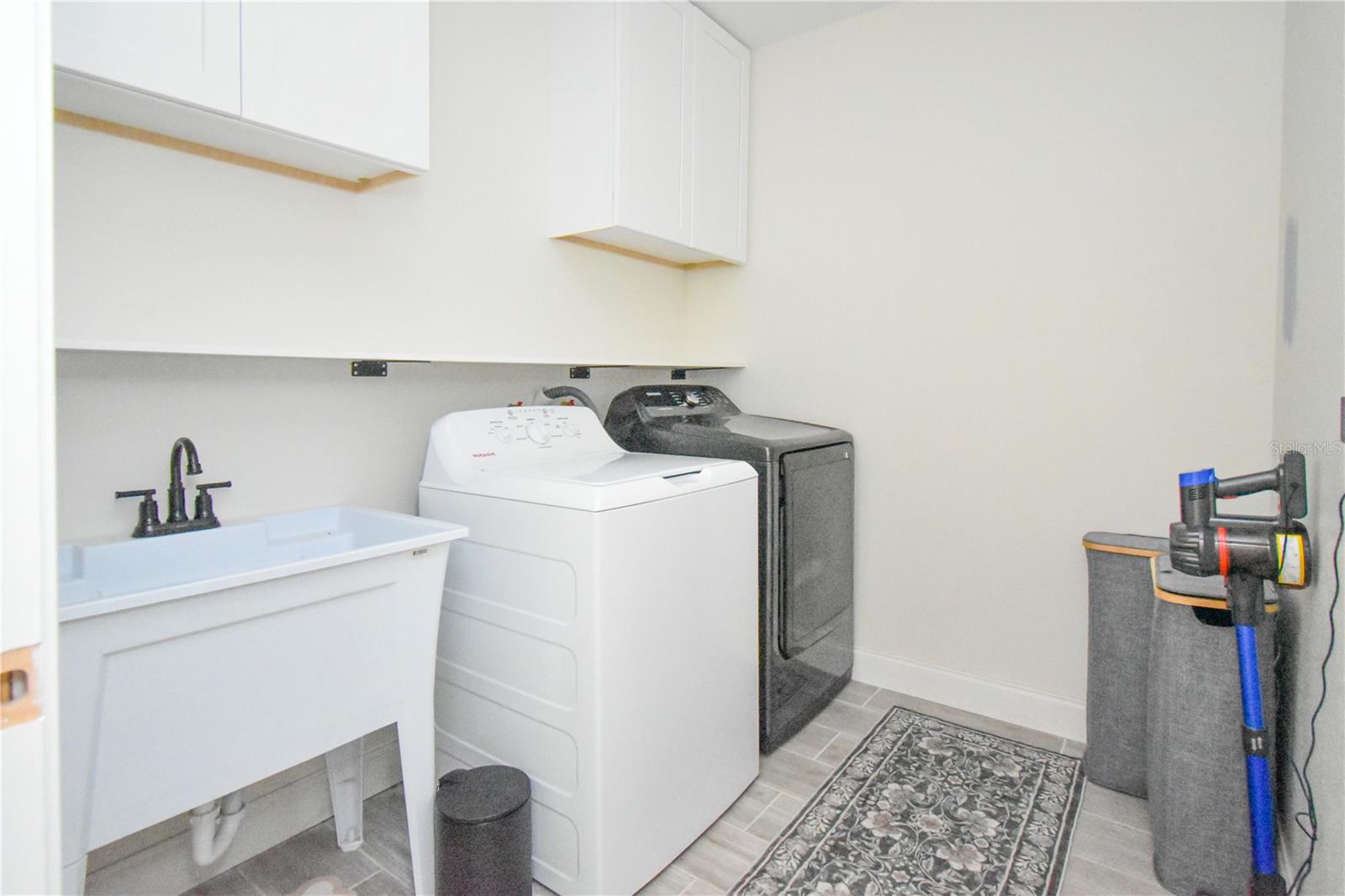 CEDAR KEY HEIGHTS SEC B - Residential