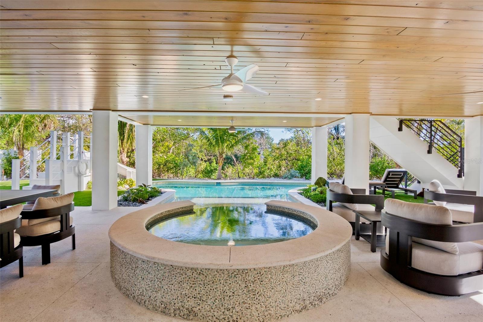SABAL PALMS - Residential