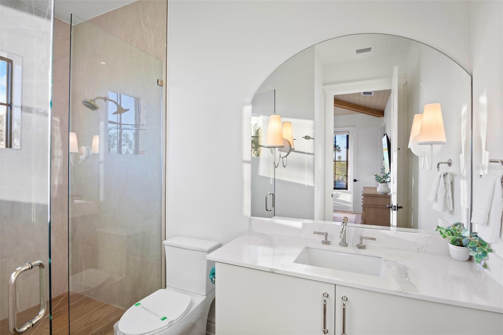 SABAL PALMS - Residential
