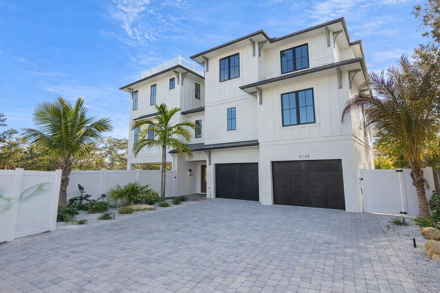 SABAL PALMS - Residential