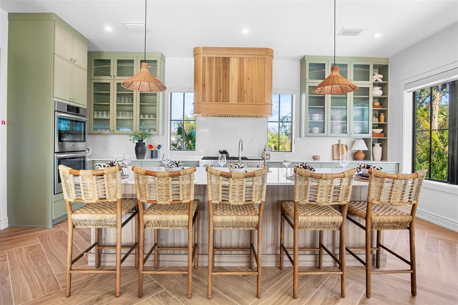 SABAL PALMS - Residential