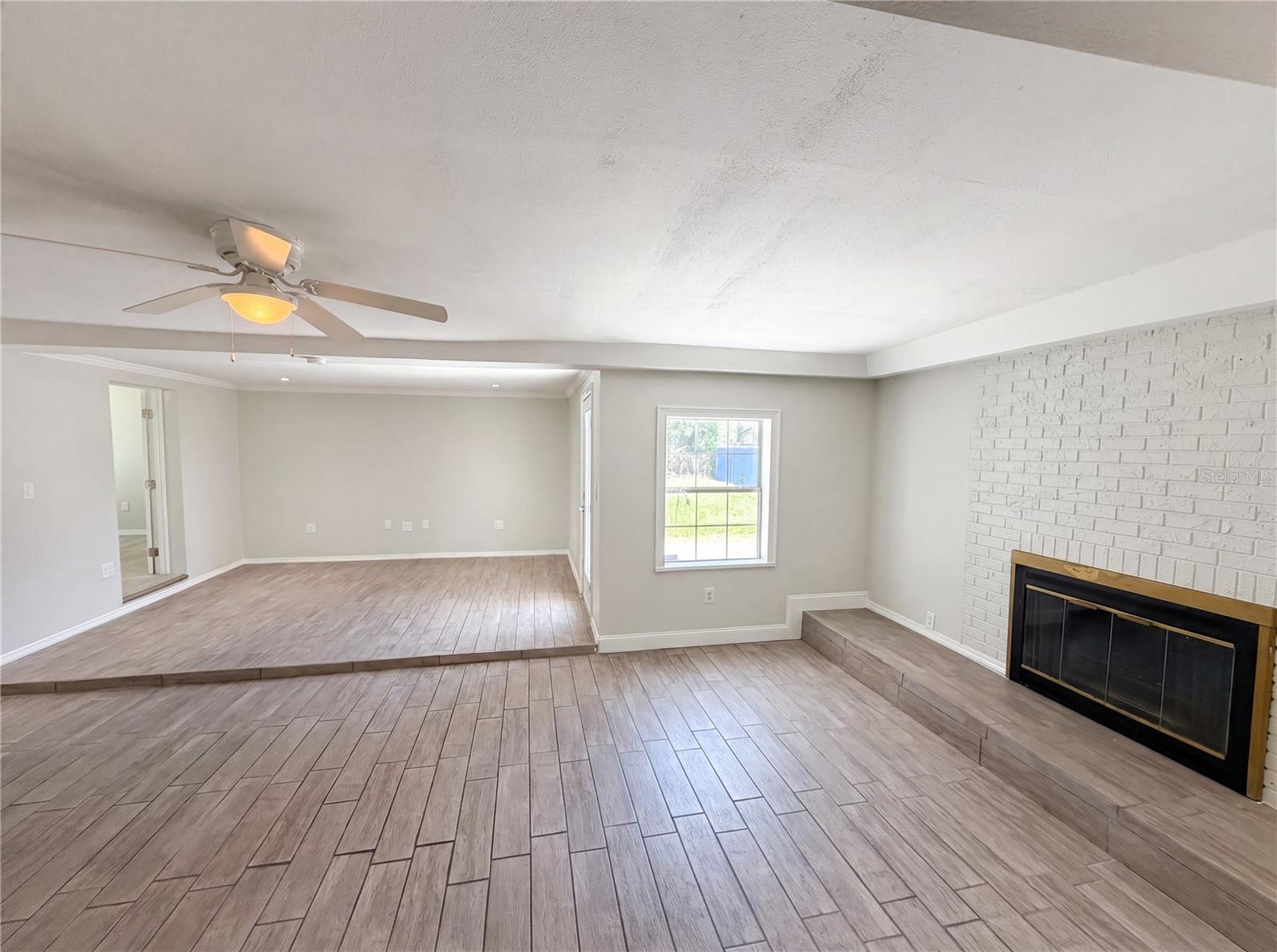 FAIRLAWN PARK - Residential