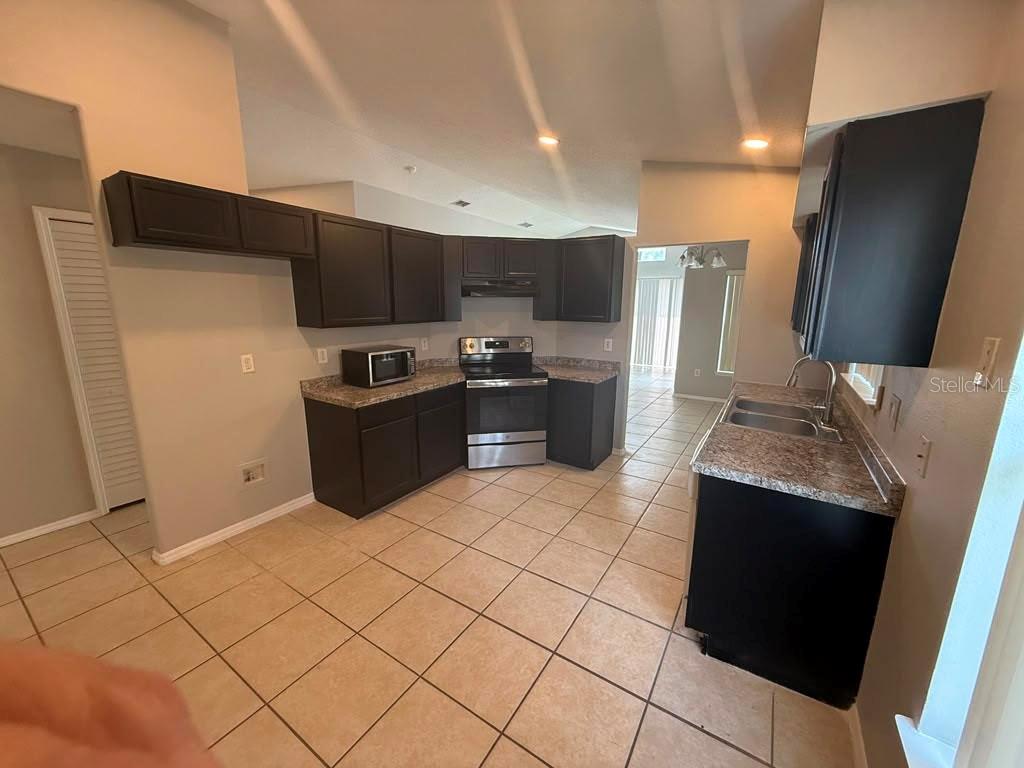 PEBBLE CREEK PH 1 - Residential Lease