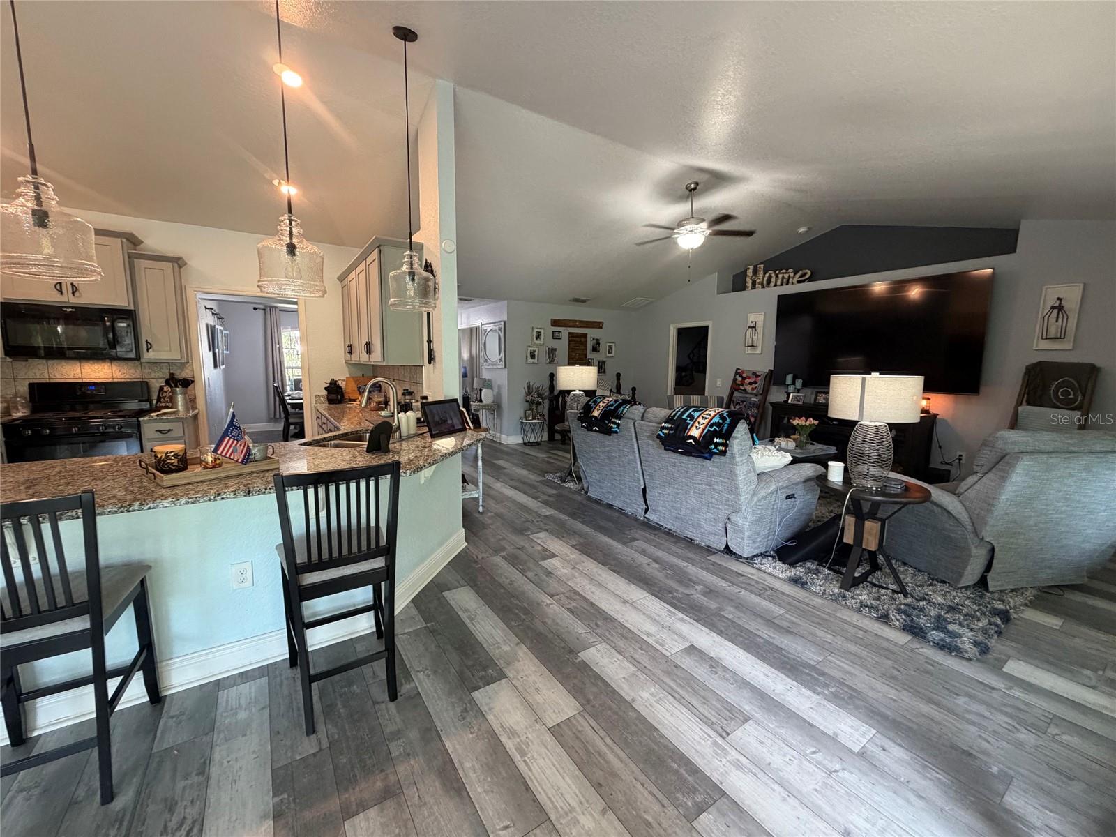 EAGLE CREST - Residential