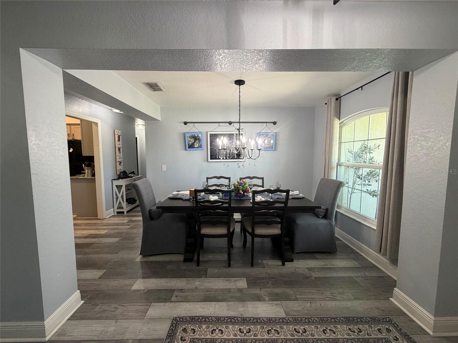 EAGLE CREST - Residential