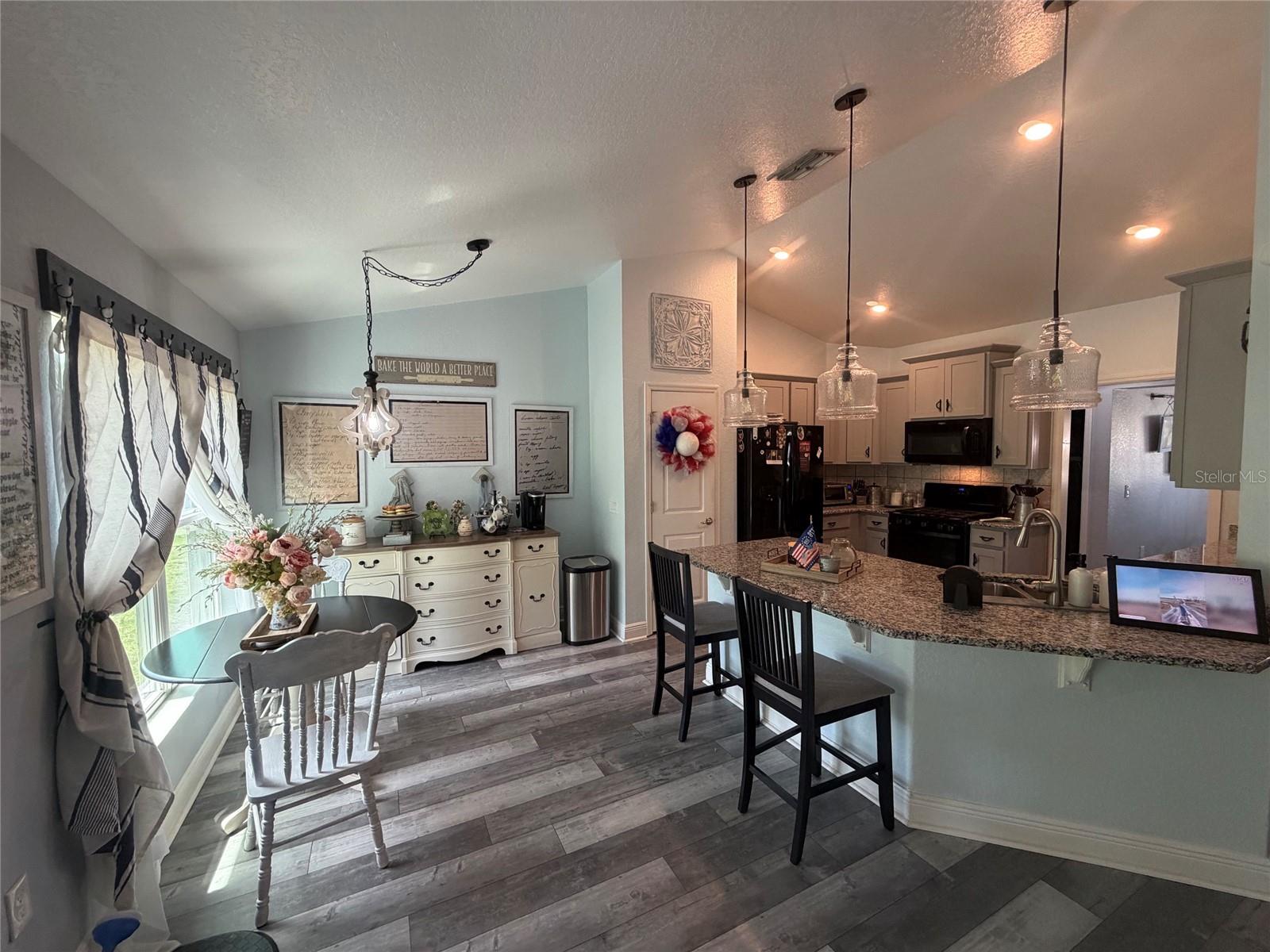 EAGLE CREST - Residential