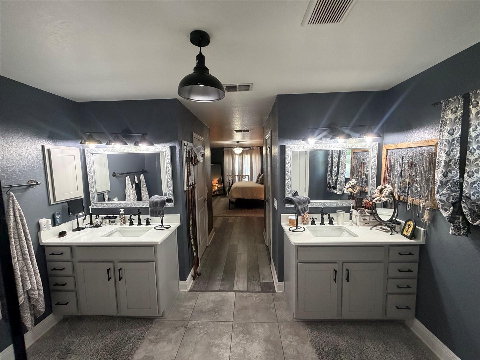 EAGLE CREST - Residential