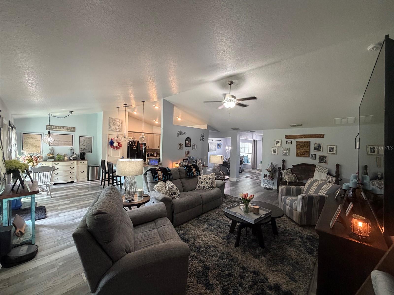 EAGLE CREST - Residential