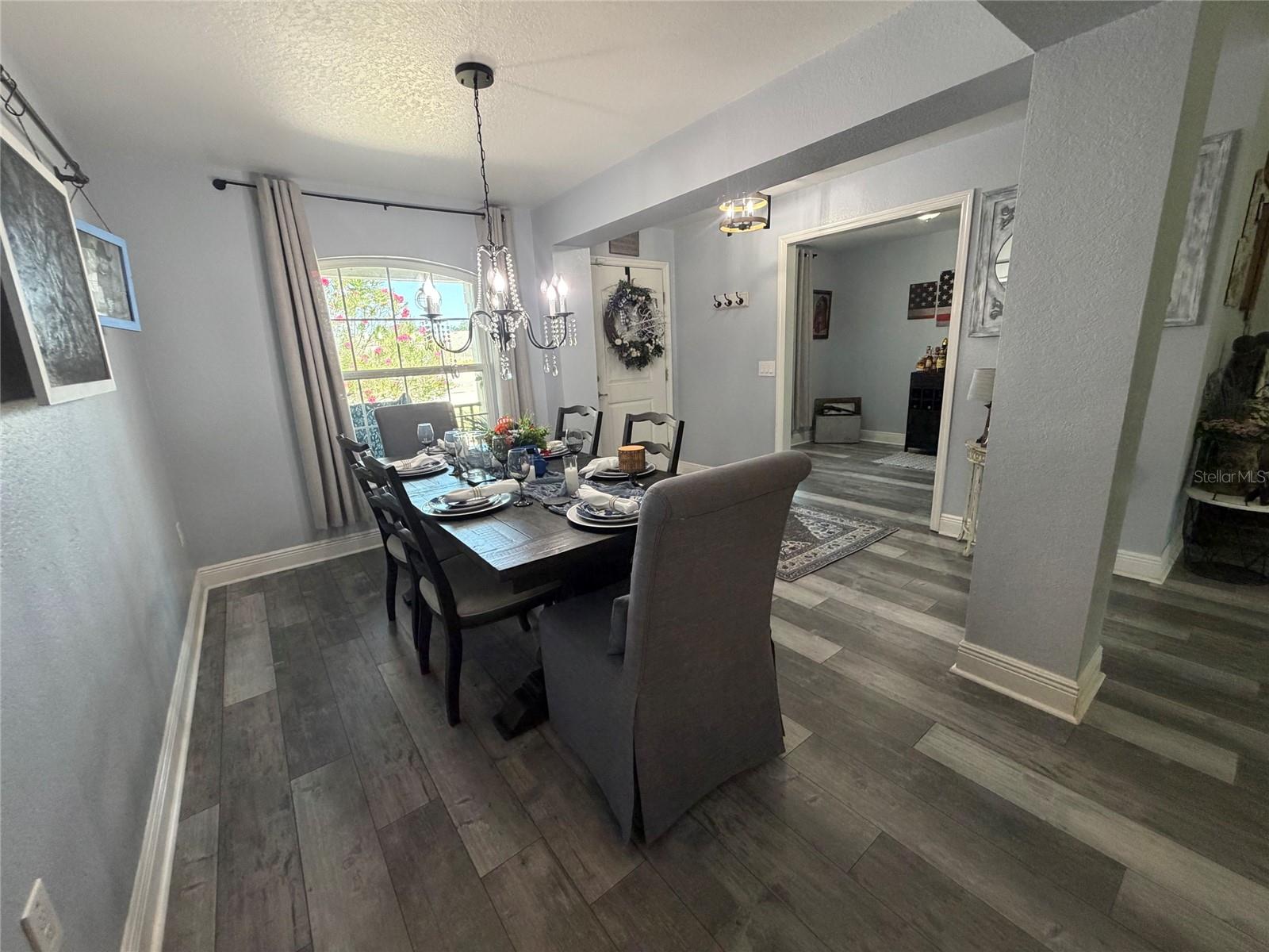 EAGLE CREST - Residential