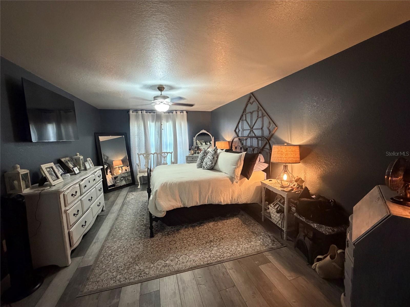 EAGLE CREST - Residential