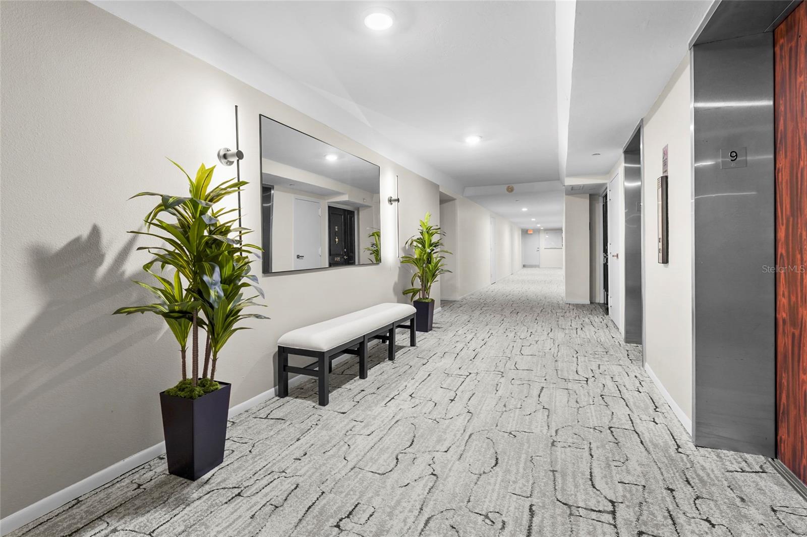 ESSEX HOUSE - Residential