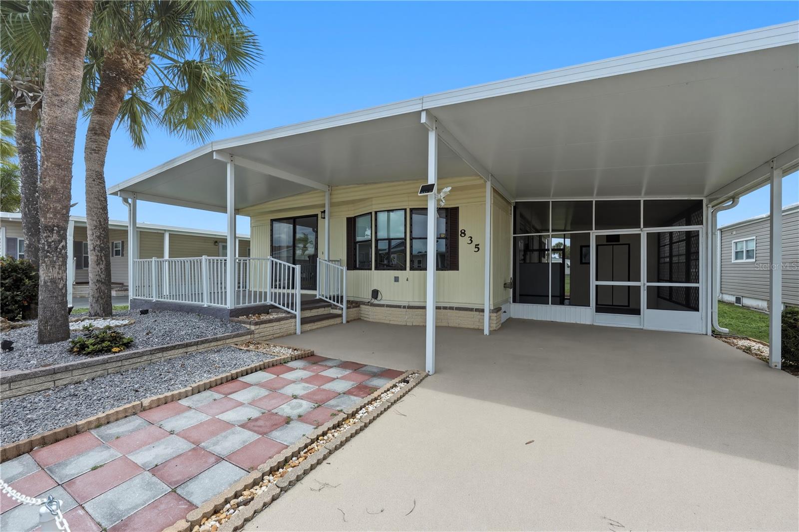 MAPLE LEAF ESTATES - Residential