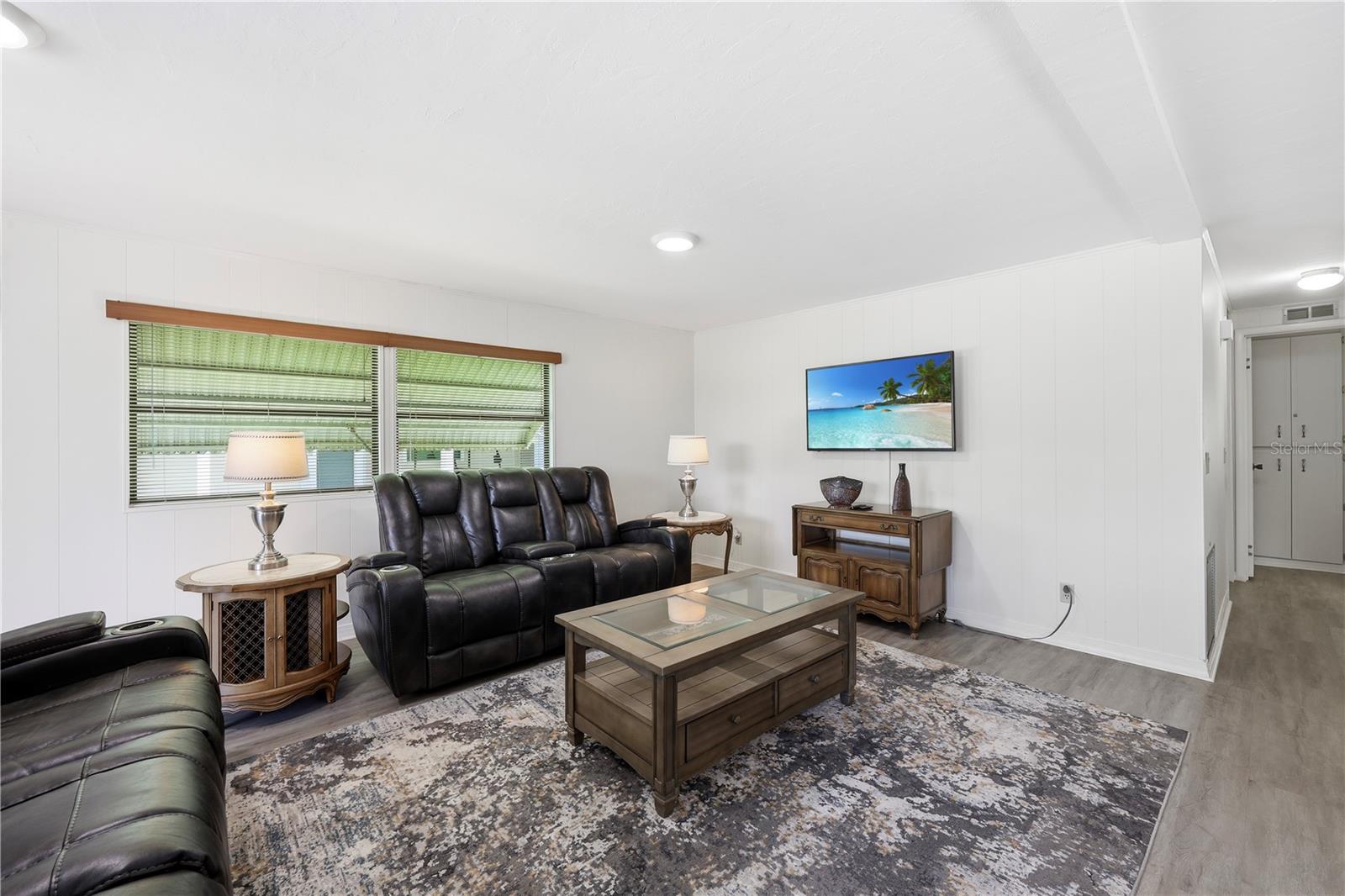 MAPLE LEAF ESTATES - Residential