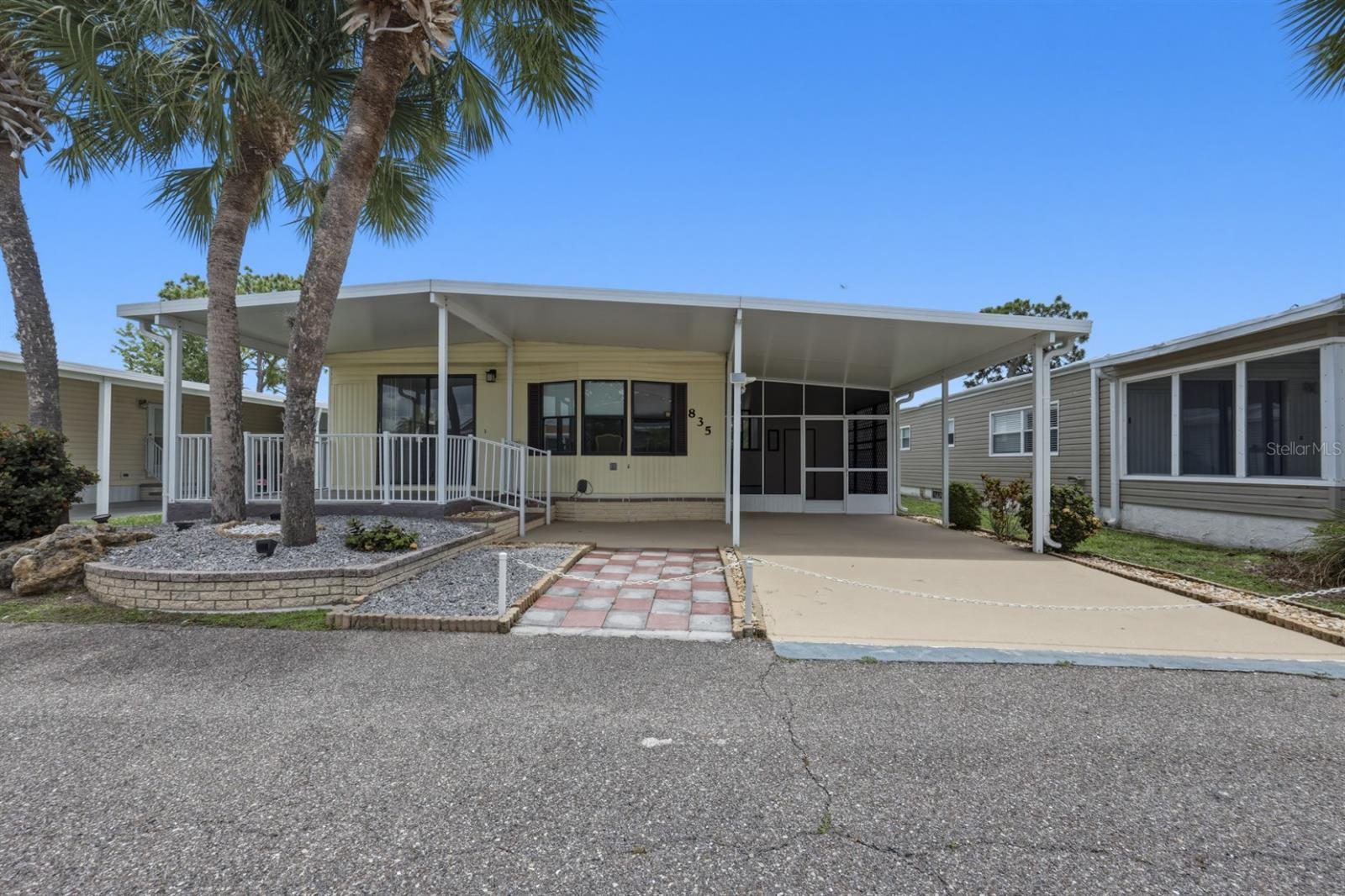 MAPLE LEAF ESTATES - Residential