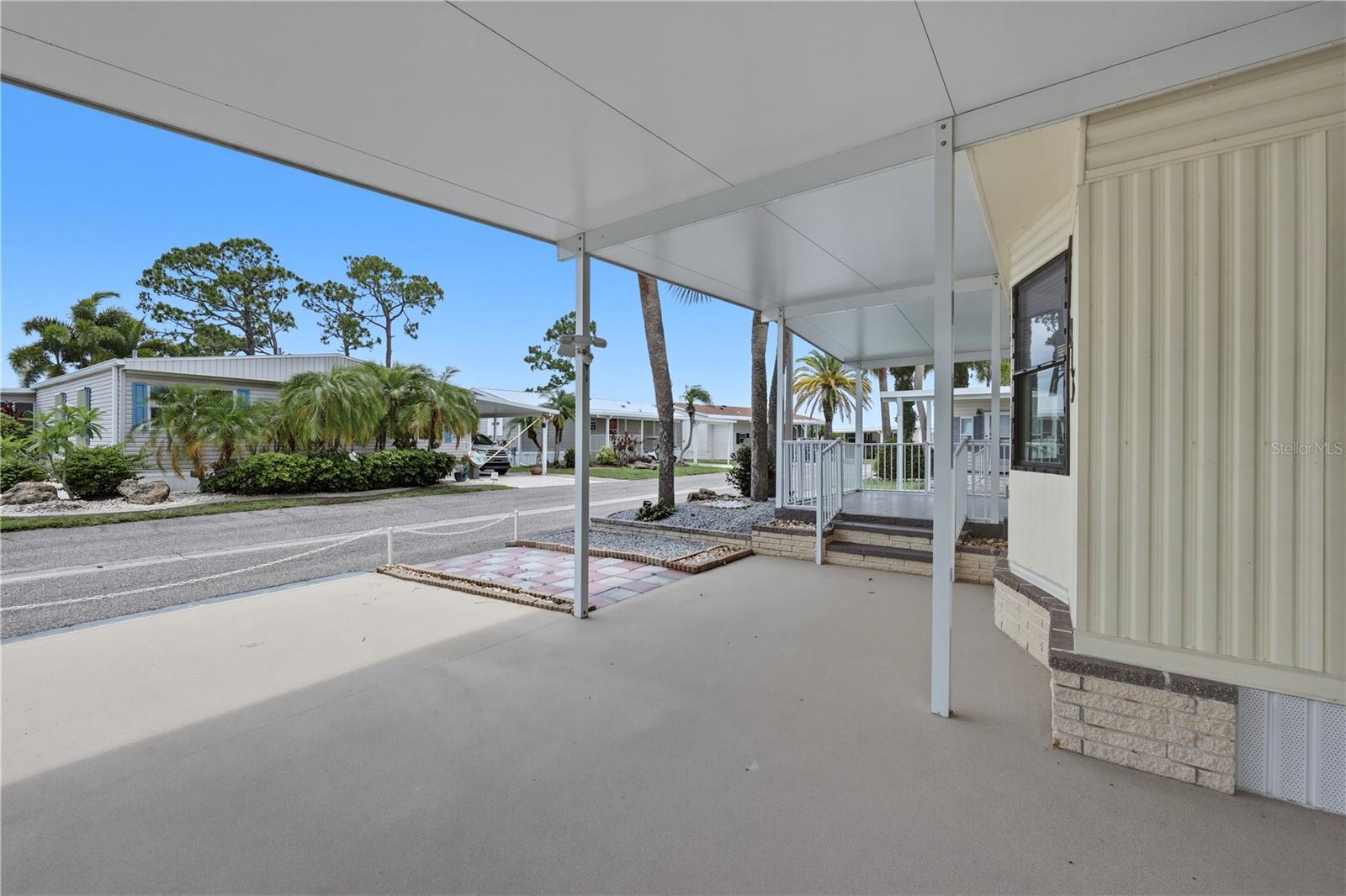 MAPLE LEAF ESTATES - Residential