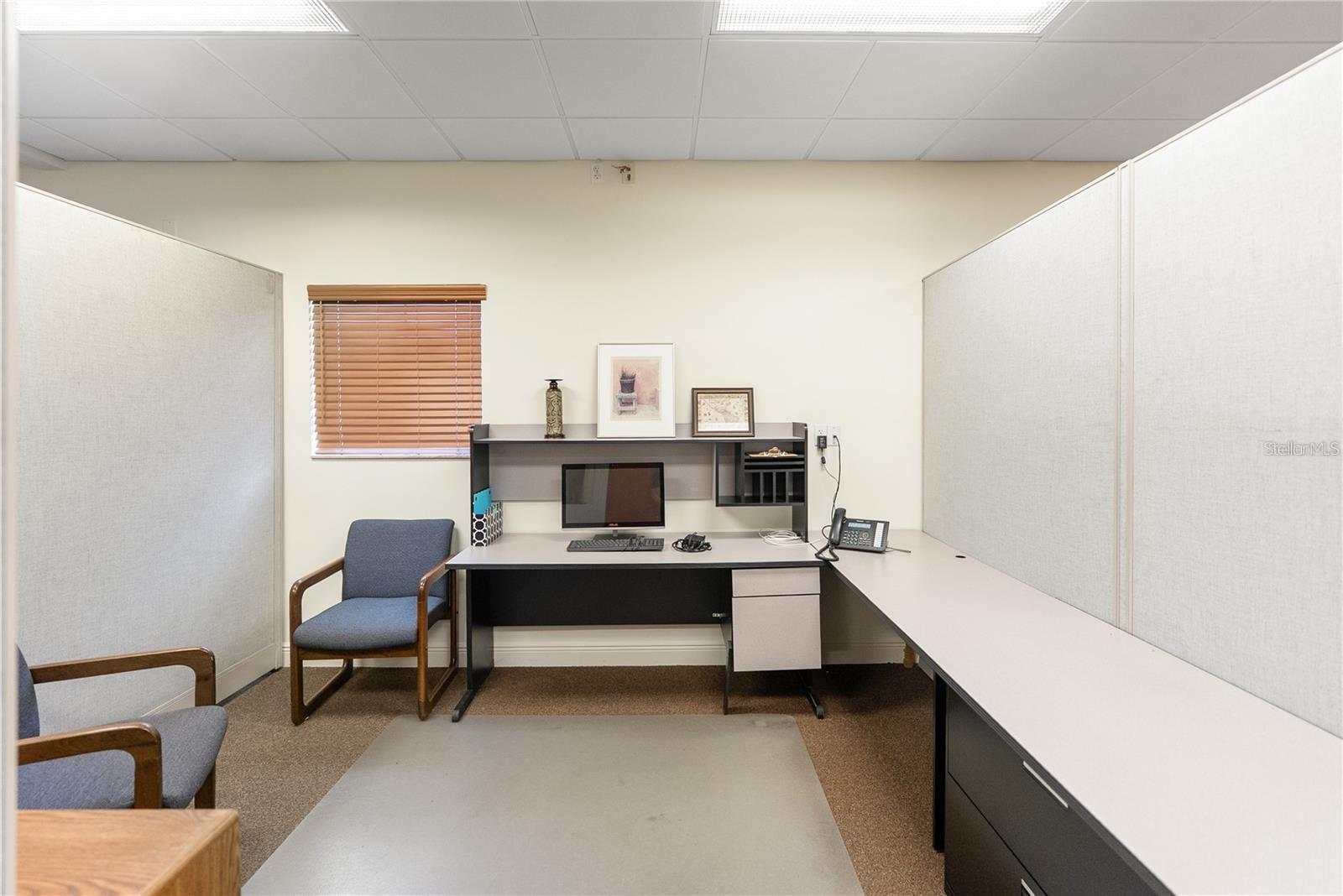 OSPREY EXECUTIVE PARK - Commercial Lease