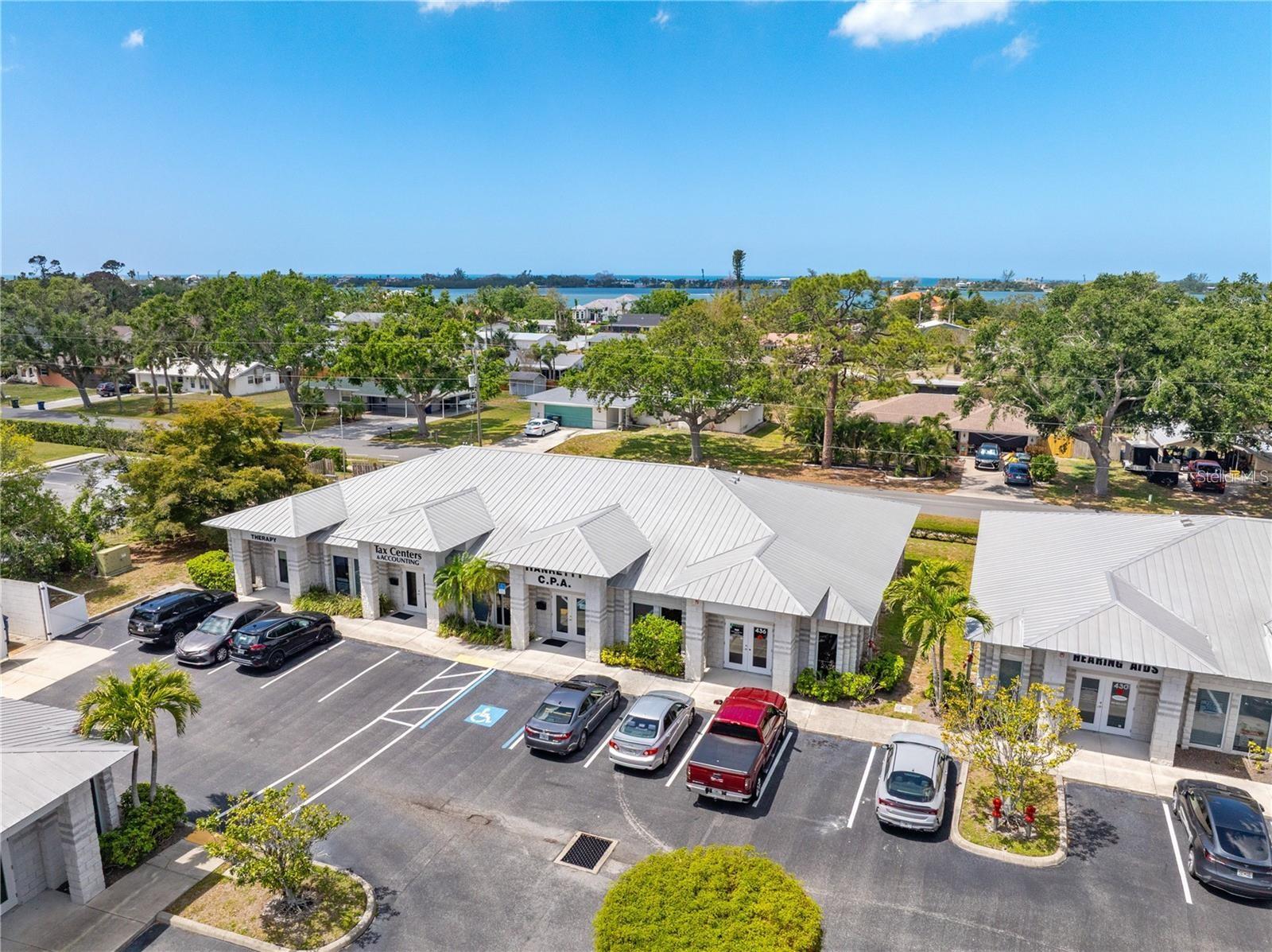 OSPREY EXECUTIVE PARK - Commercial Lease