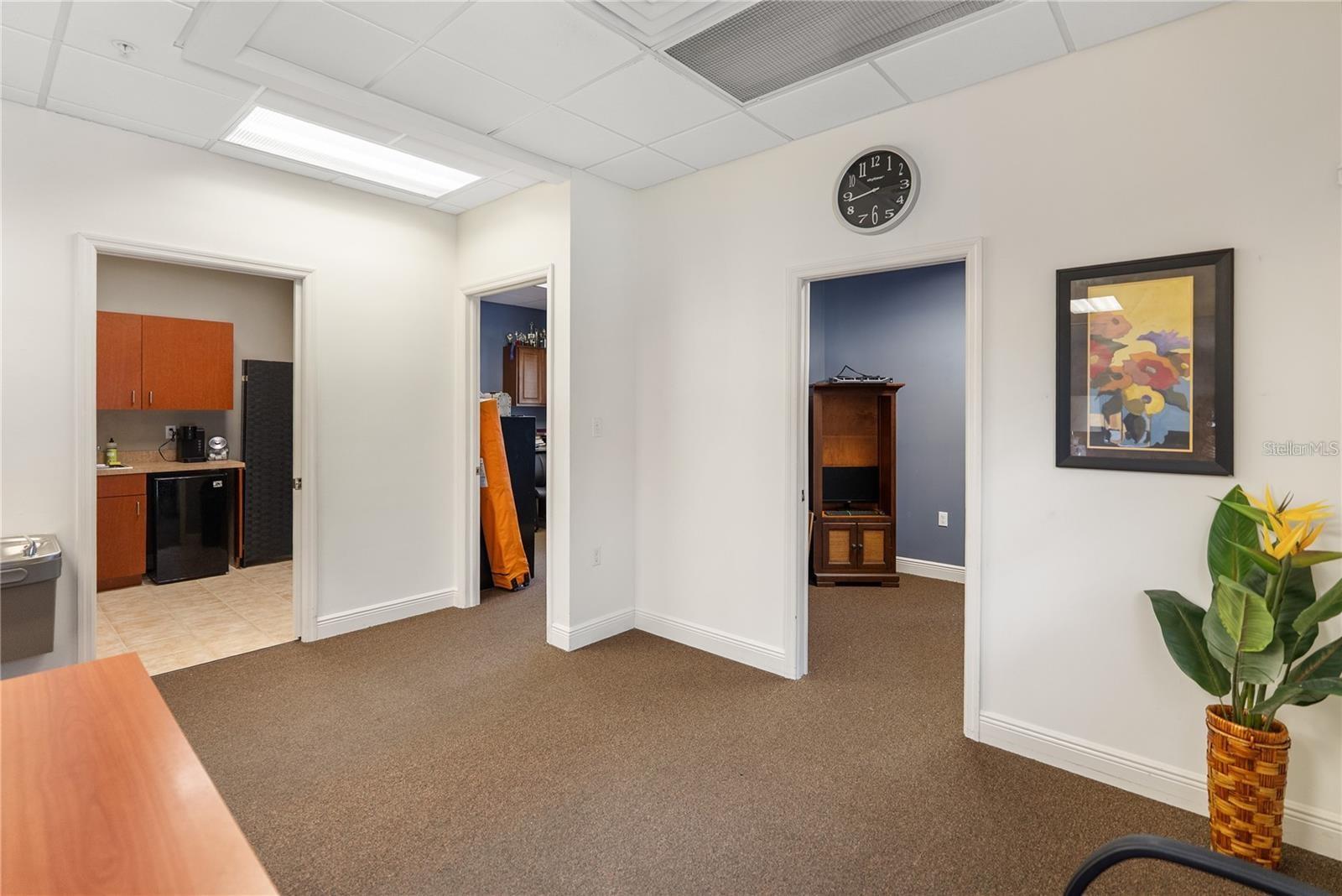 OSPREY EXECUTIVE PARK - Commercial Lease