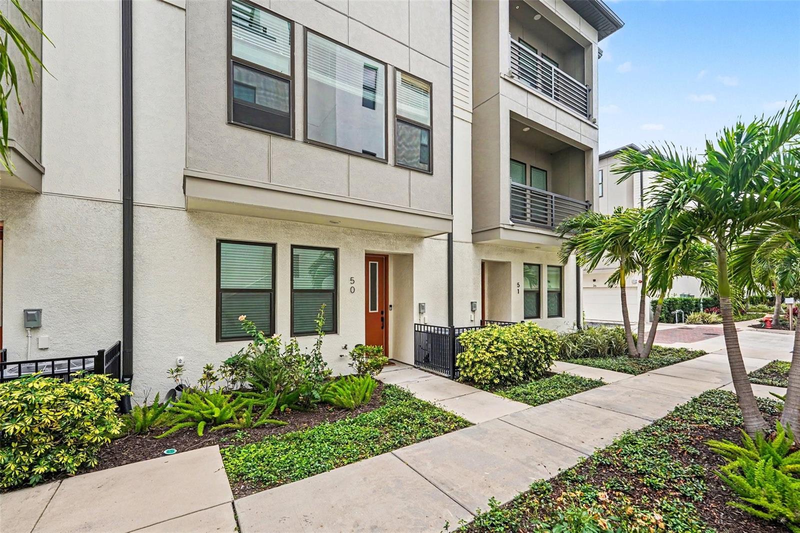 WESTSHORE VILLAGE TWNHMS - Residential