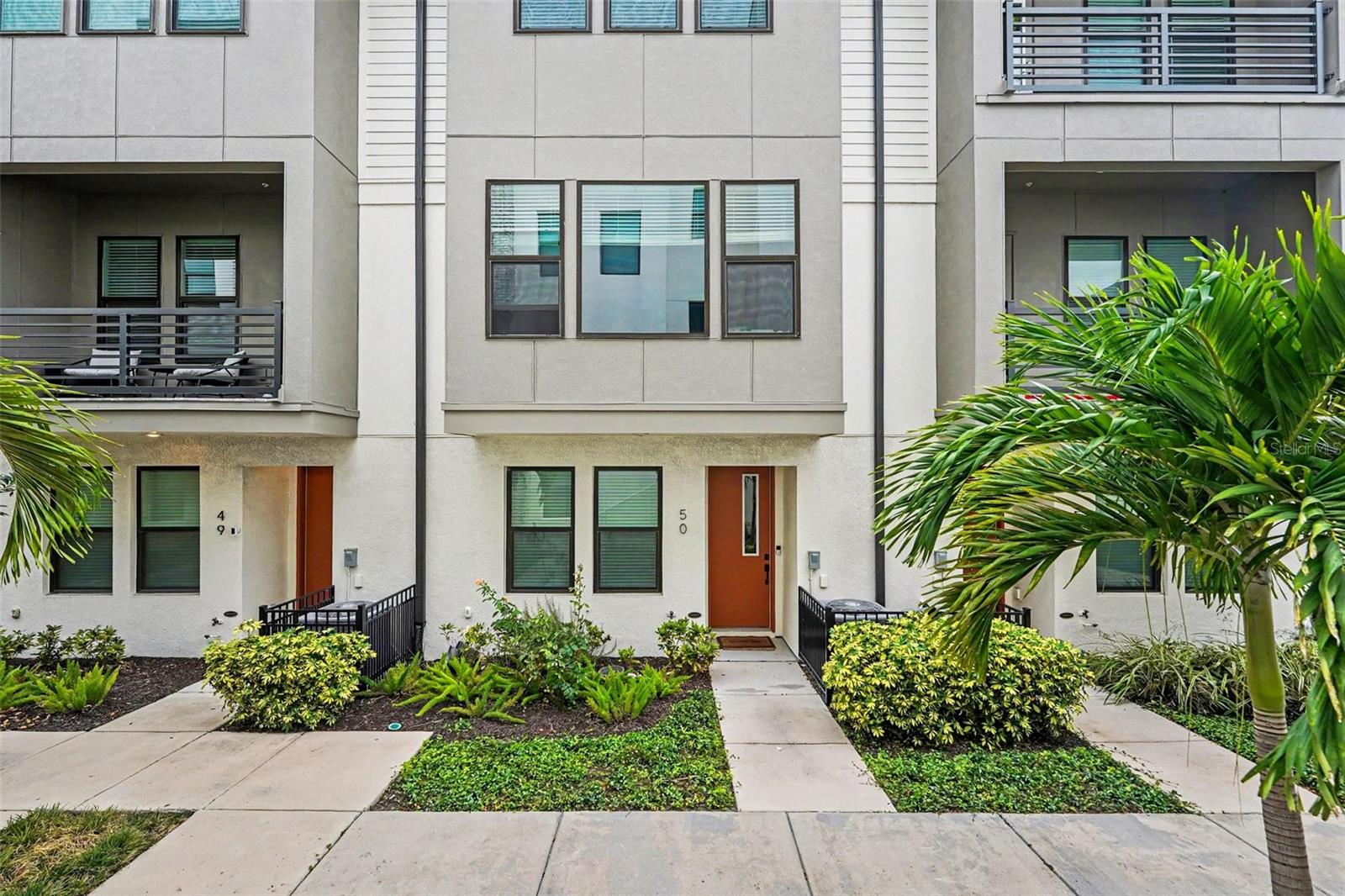 WESTSHORE VILLAGE TWNHMS - Residential