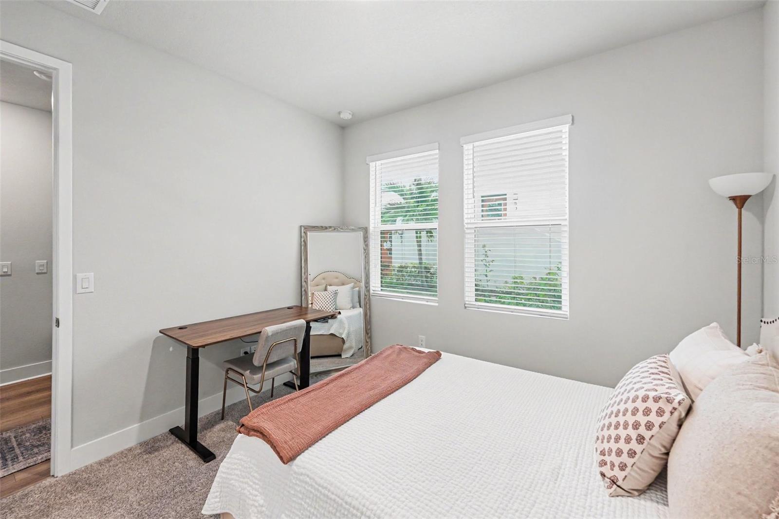 WESTSHORE VILLAGE TWNHMS - Residential